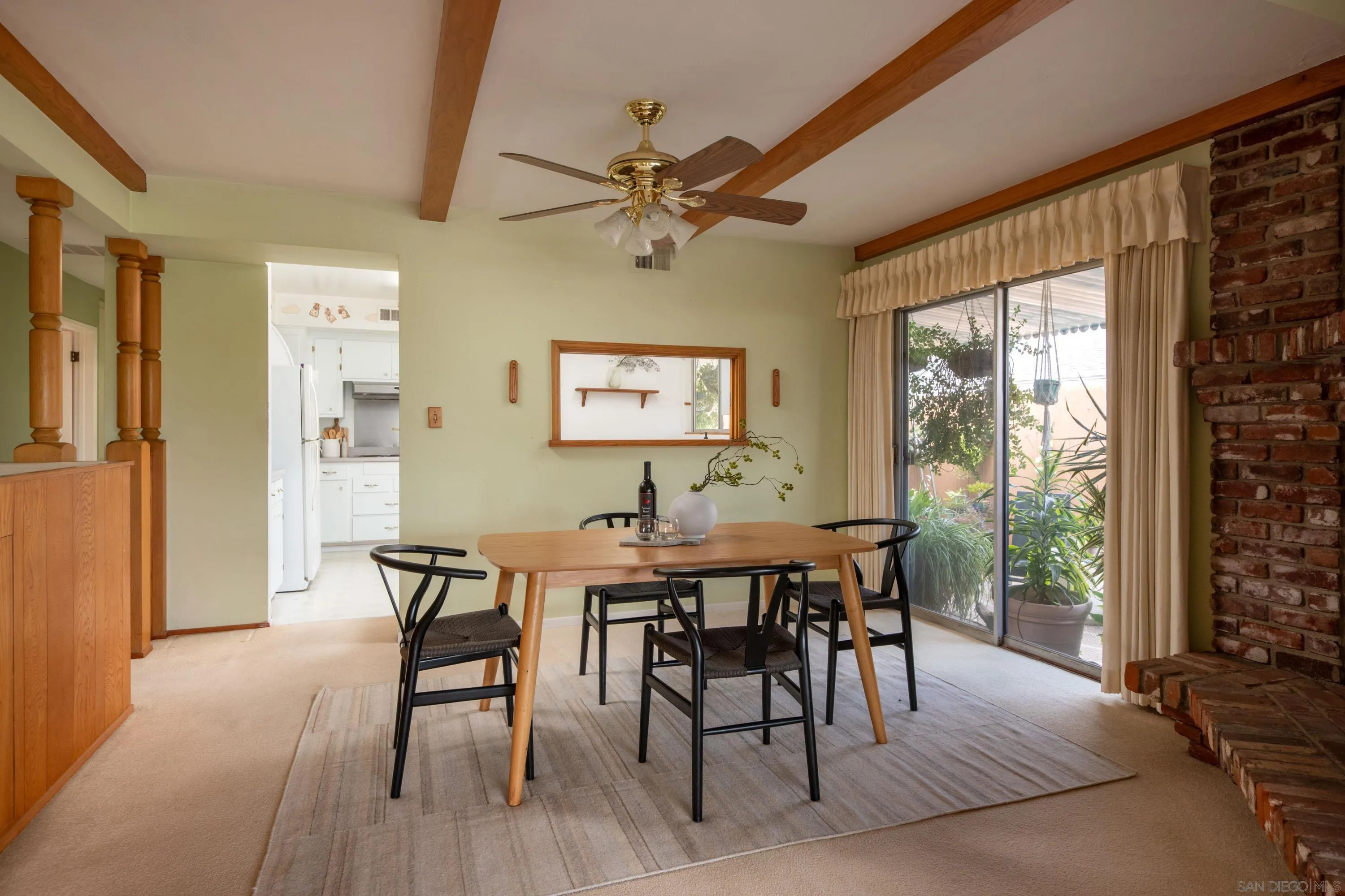 https://cdn.realtyfeed.com/cdn/127/260011527/52a594f9cb77bfbd15b5dd5a16c188fd.webp