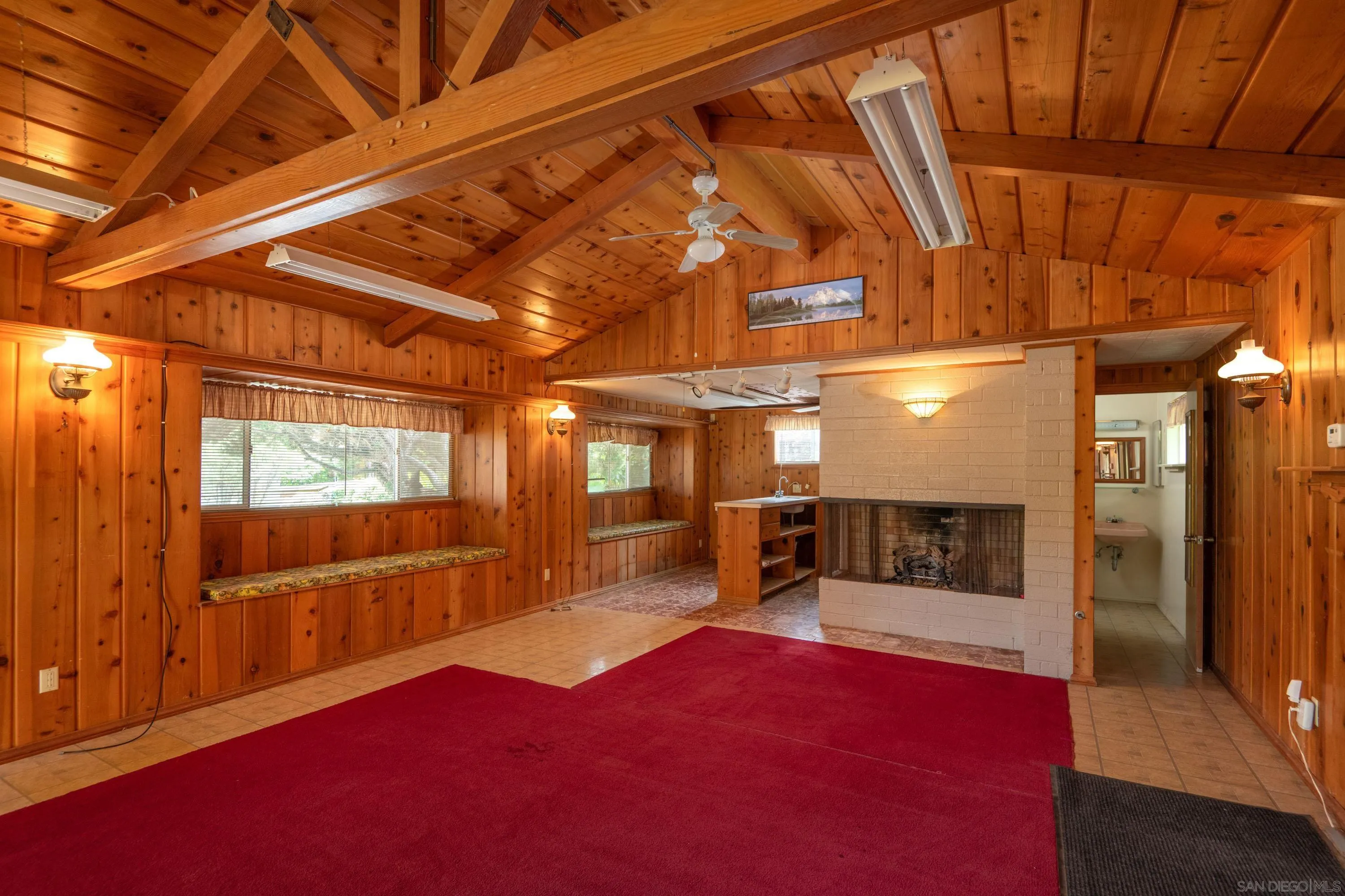 https://cdn.realtyfeed.com/cdn/127/260011527/9352f76c44cdd0f136ec9de624844045.webp