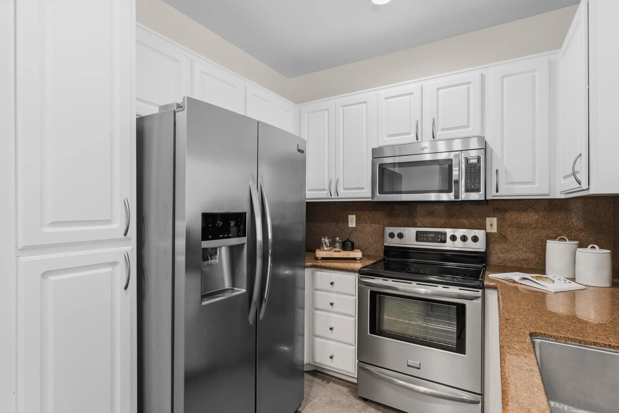 Photo #9: 260011529 Listing: Photo #9