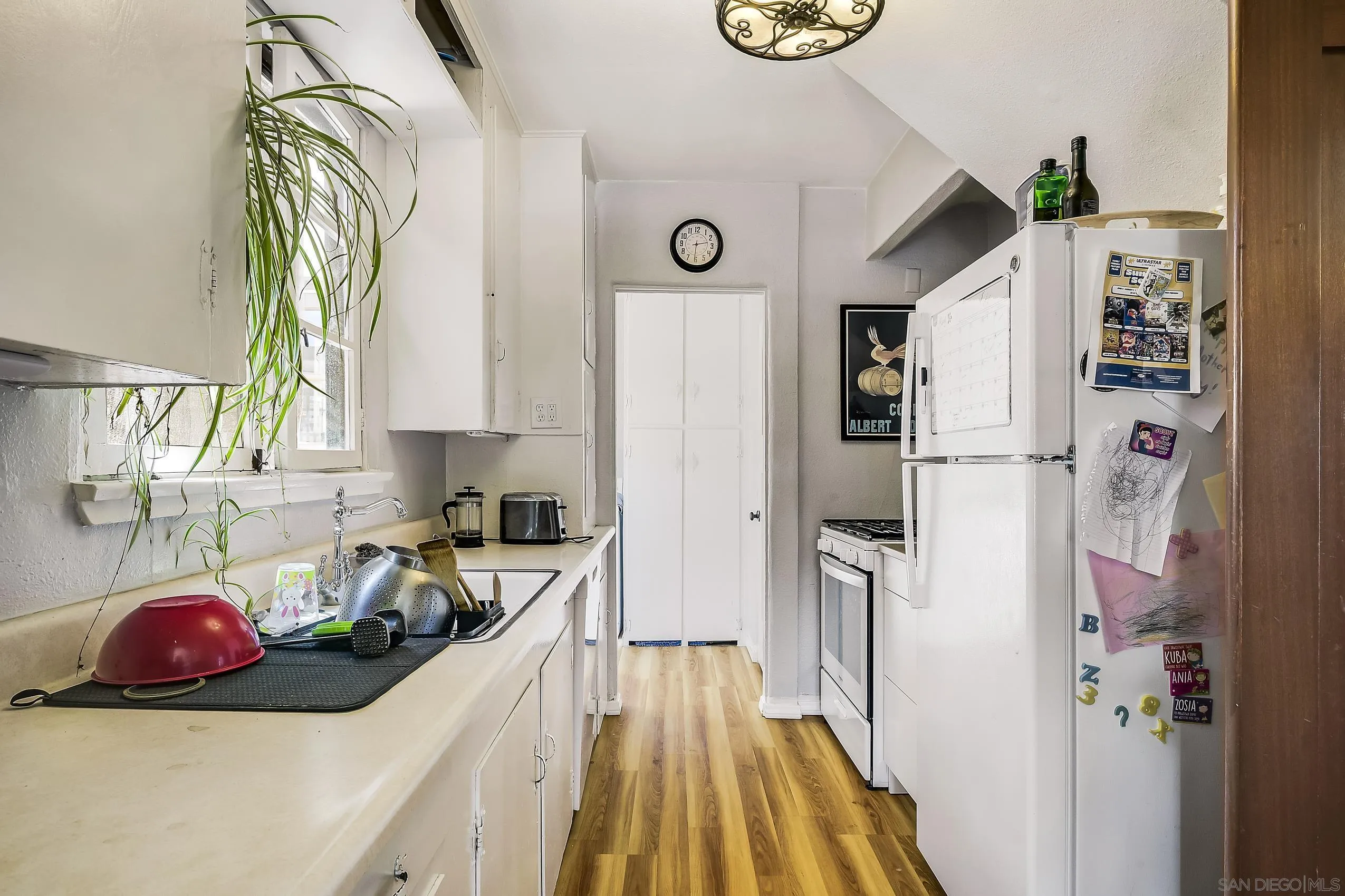 https://cdn.realtyfeed.com/cdn/127/260011534/42d377c77ab1a0a7c3414f3c68adde17.webp