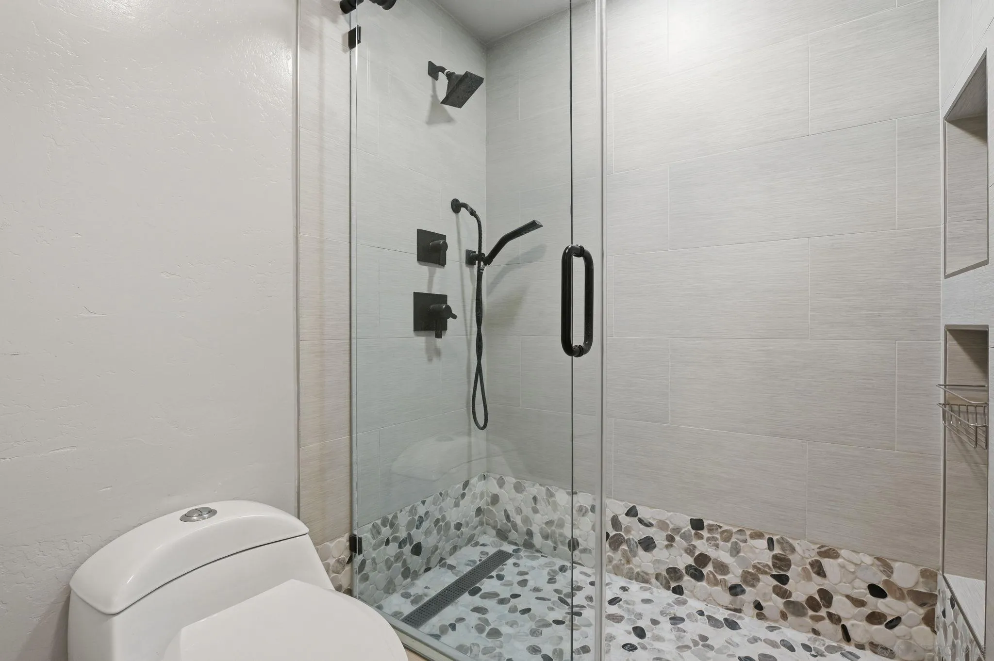 Photo #16: 260011535 Listing: Photo #16