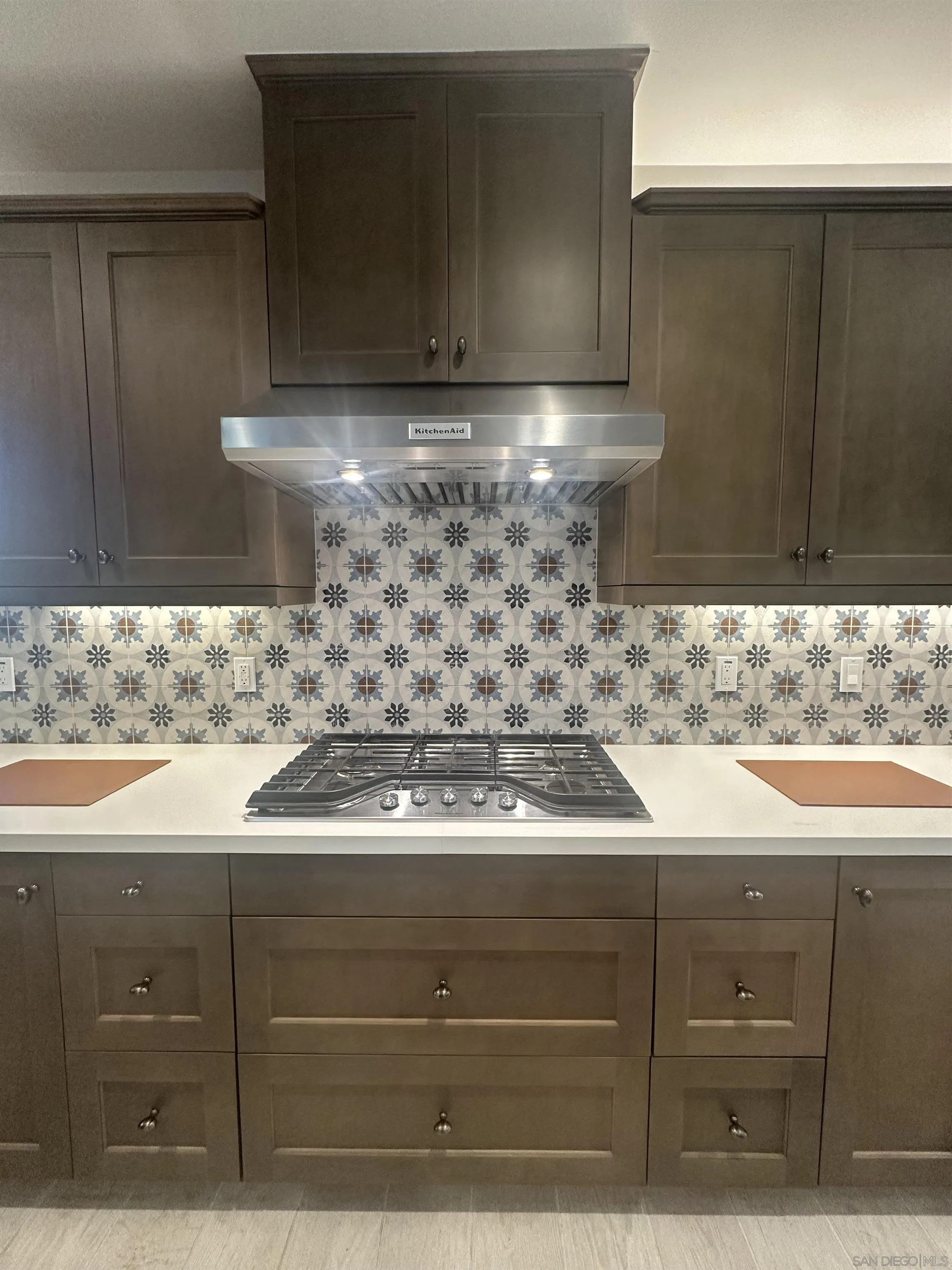 https://cdn.realtyfeed.com/cdn/127/260011536/9cfa2a88f61b64765e5c788acf15e312.webp