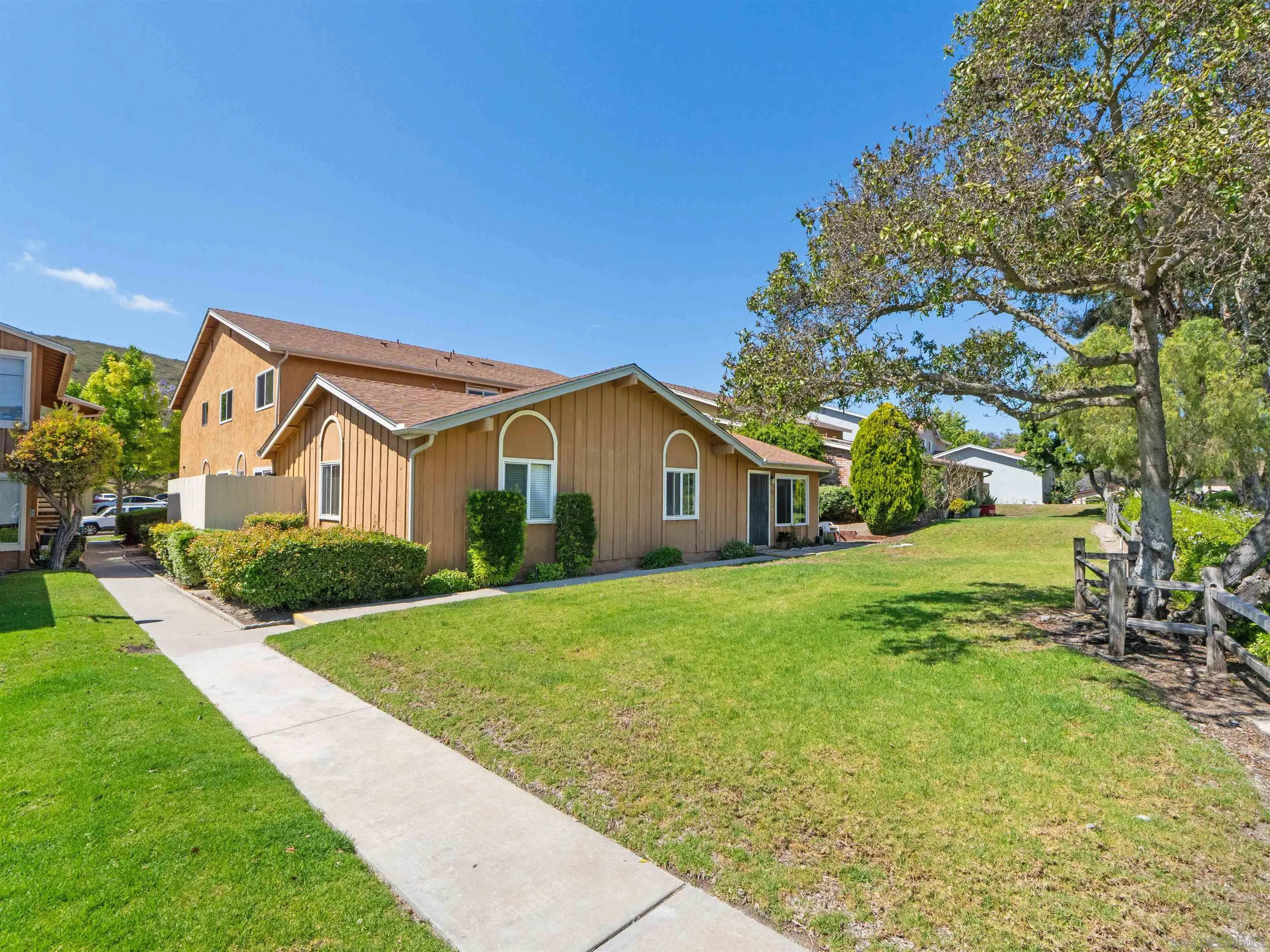 Photo #25: 260011539 Listing: Photo #25