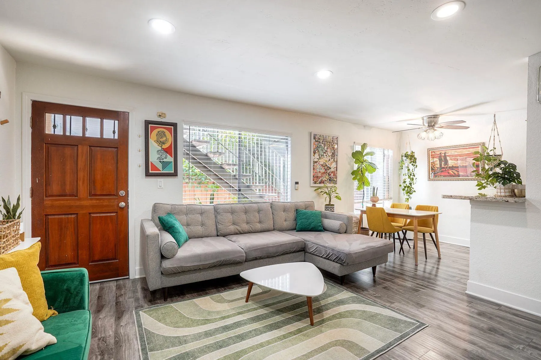 Photo #4: 260011542 Listing: Photo #4
