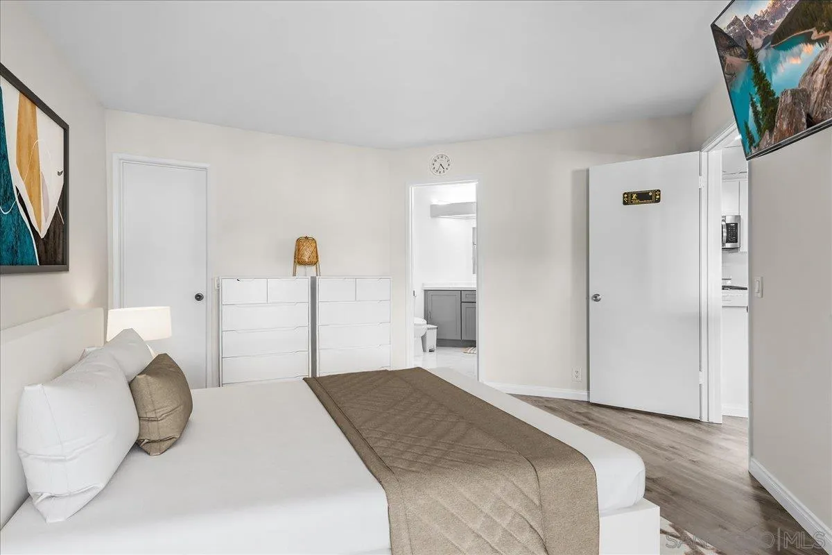 https://cdn.realtyfeed.com/cdn/127/260011547/68cde7a98840e616b070342a670c0bd0.webp