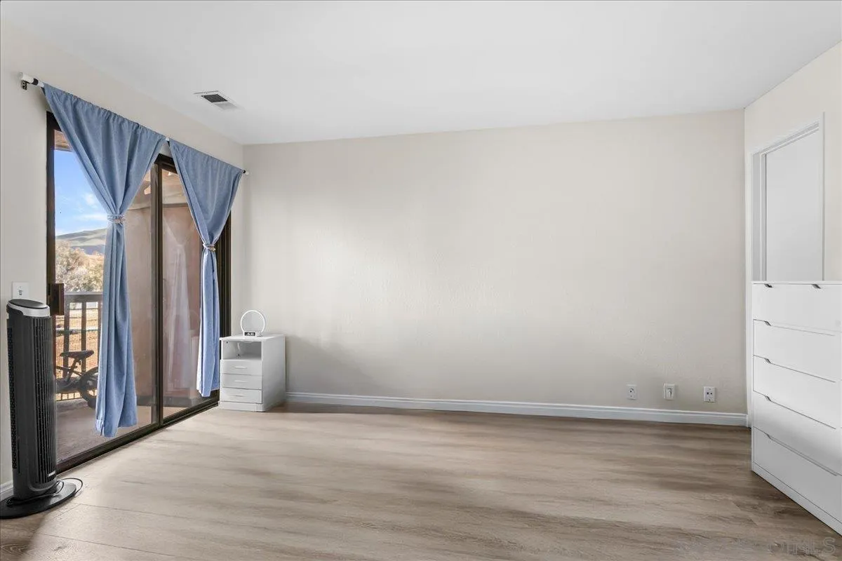 https://cdn.realtyfeed.com/cdn/127/260011547/6e4e06b54b6bb1bc3252840d3fc2543e.webp