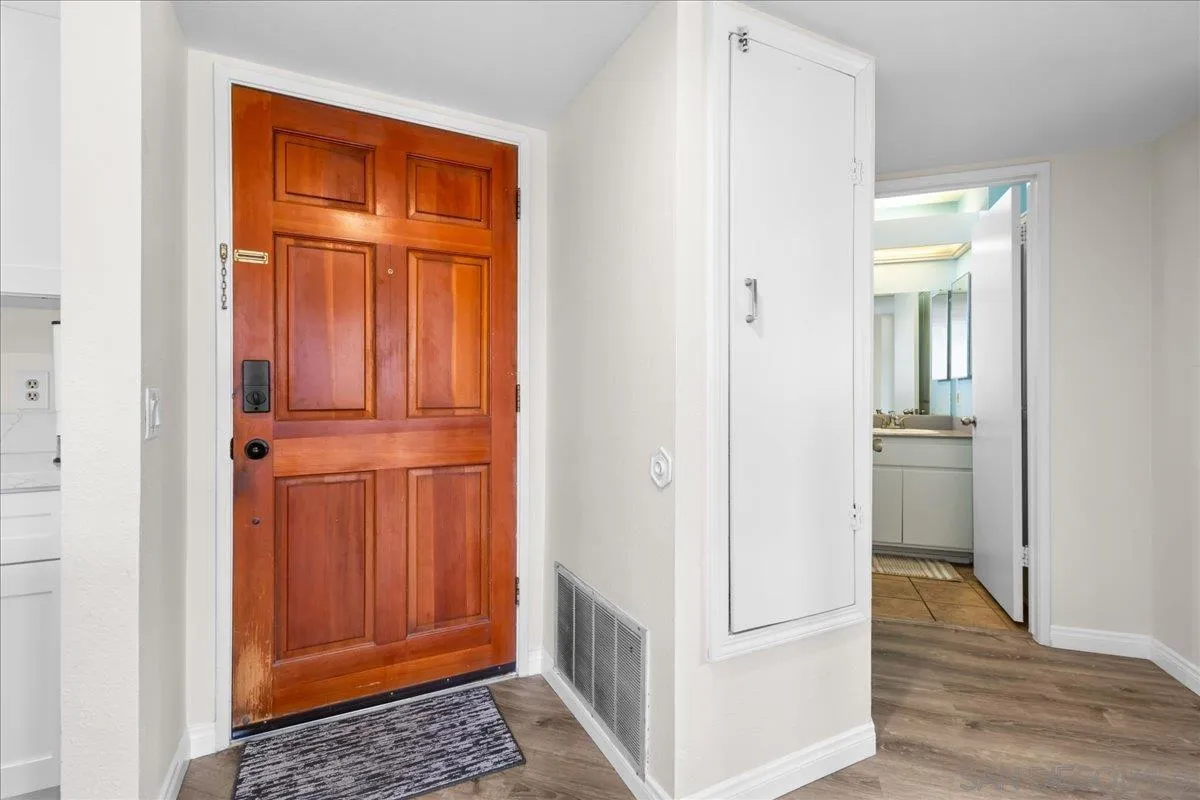 https://cdn.realtyfeed.com/cdn/127/260011547/bd22397964671caf0a31e858d927c389.webp