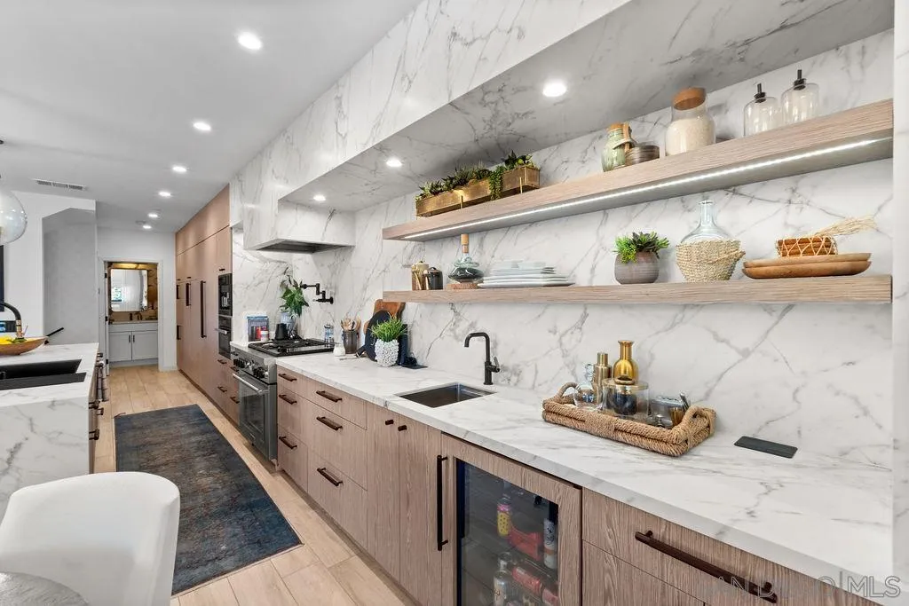https://cdn.realtyfeed.com/cdn/127/260011565/09c0684b97d478974efae0d53462fb24.webp
