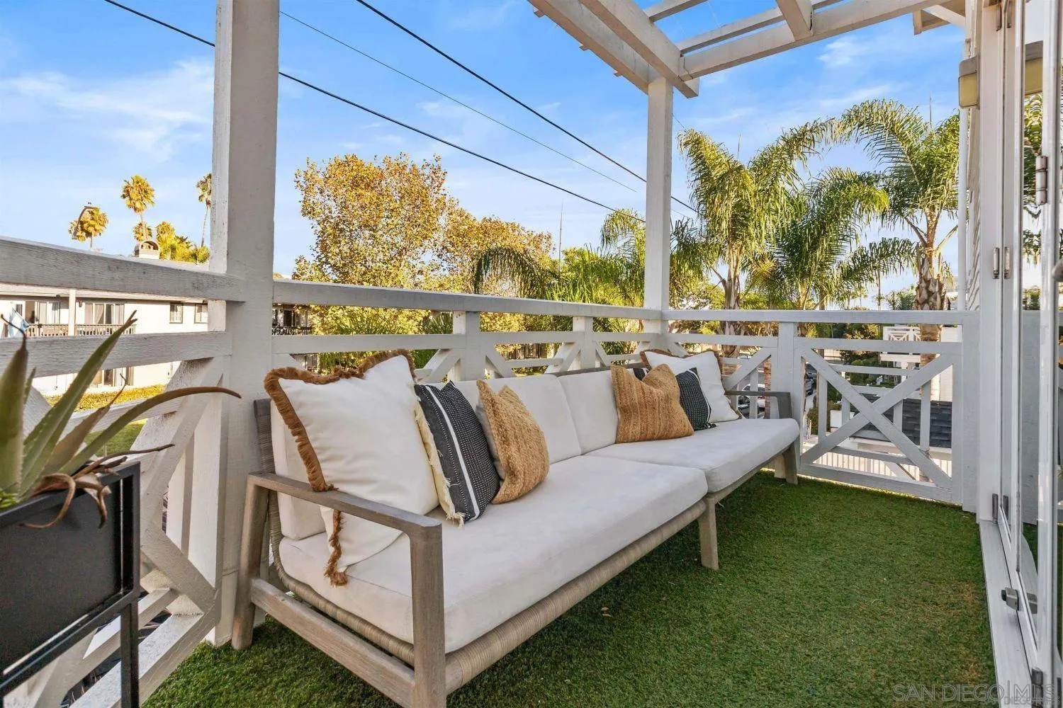 https://cdn.realtyfeed.com/cdn/127/260011565/13c56f3ab8fc2836413b350362488d77.webp