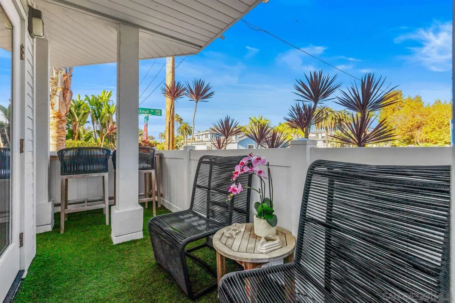 https://cdn.realtyfeed.com/cdn/127/260011565/2061888dbf0e9c275f503fa504f4b564.webp