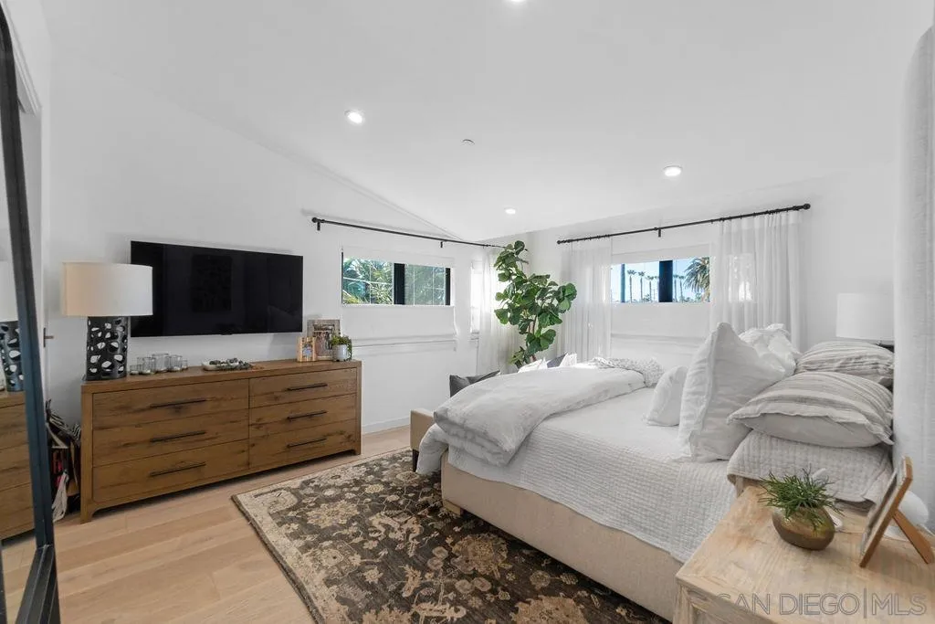 https://cdn.realtyfeed.com/cdn/127/260011565/c1322571405582488196d11c666dd563.webp