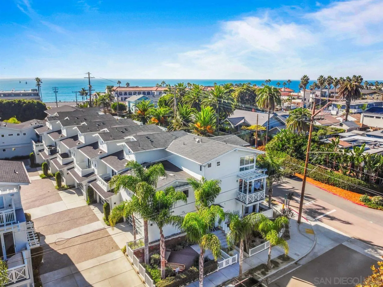 https://cdn.realtyfeed.com/cdn/127/260011565/fba4a0698bb104bdb9260e3d84f7a80c.webp
