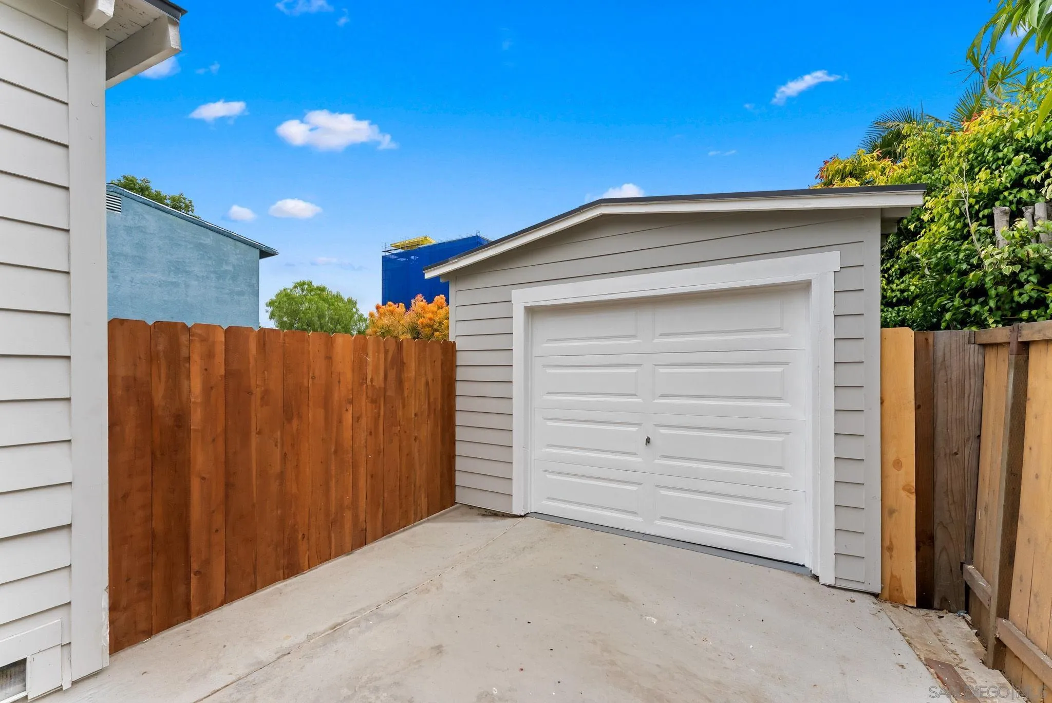 https://cdn.realtyfeed.com/cdn/127/260011568/d7da7447368d61163c49c8d32d821960.webp