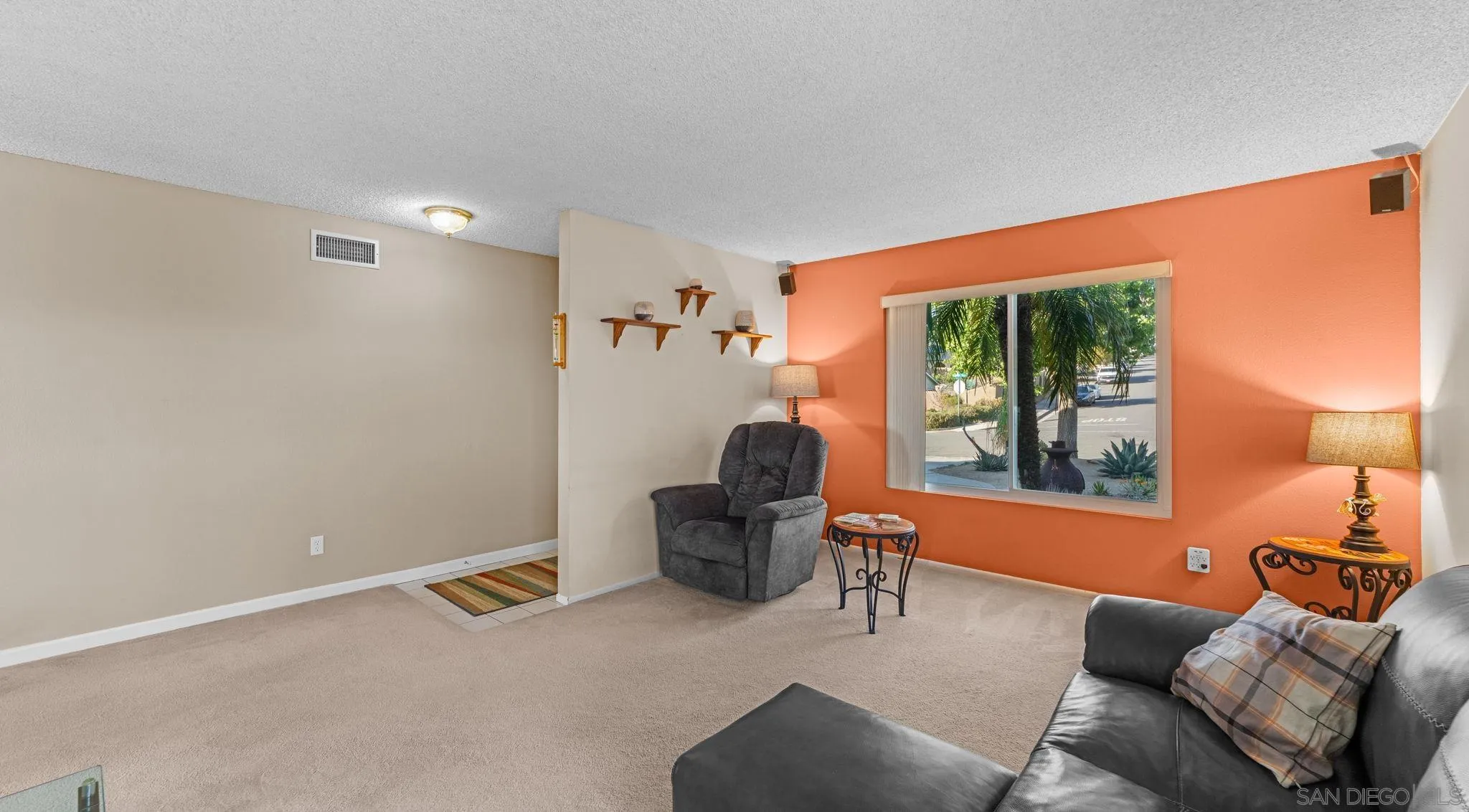 https://cdn.realtyfeed.com/cdn/127/260011572/52711efbf4b3ffadb83caef9b7de2f91.webp