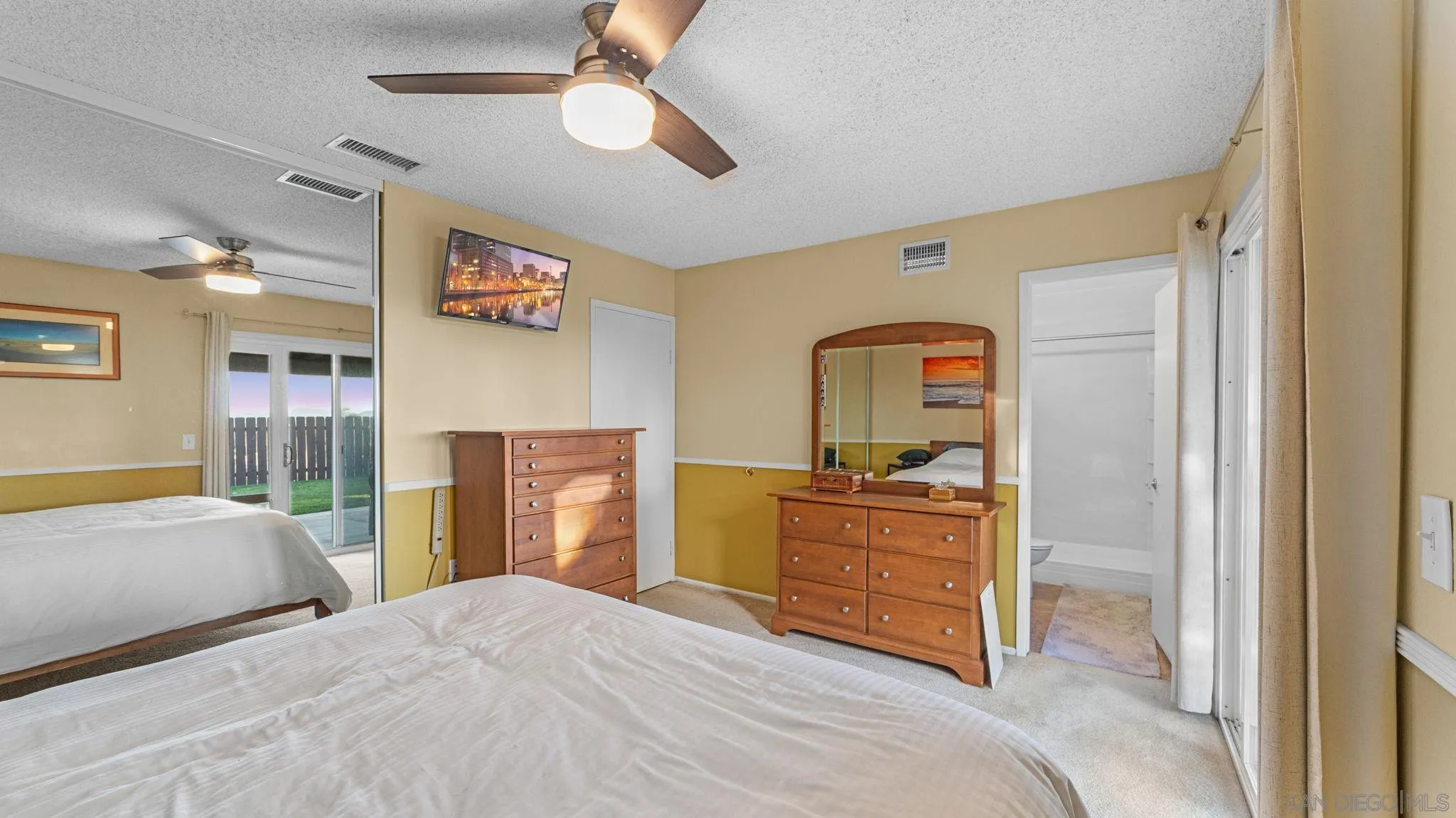 https://cdn.realtyfeed.com/cdn/127/260011572/9e7c0d3a4dd40edec7eb53fadad219bb.webp