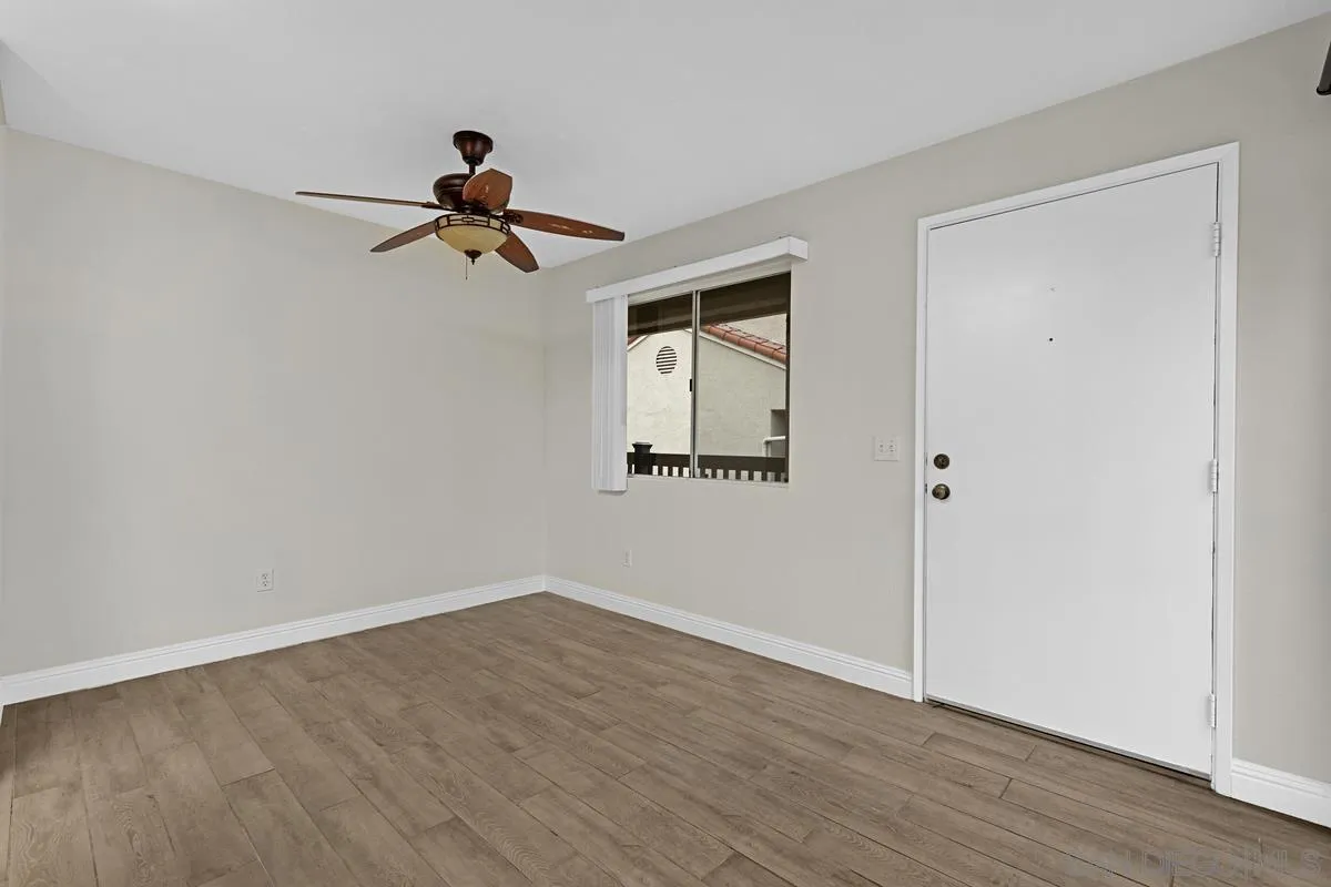 Photo #8: 260011576 Listing: Photo #8