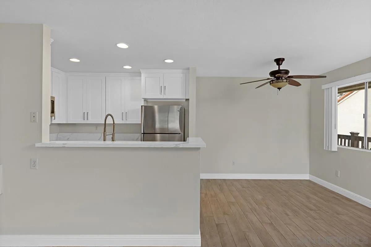 Photo #10: 260011576 Listing: Photo #10