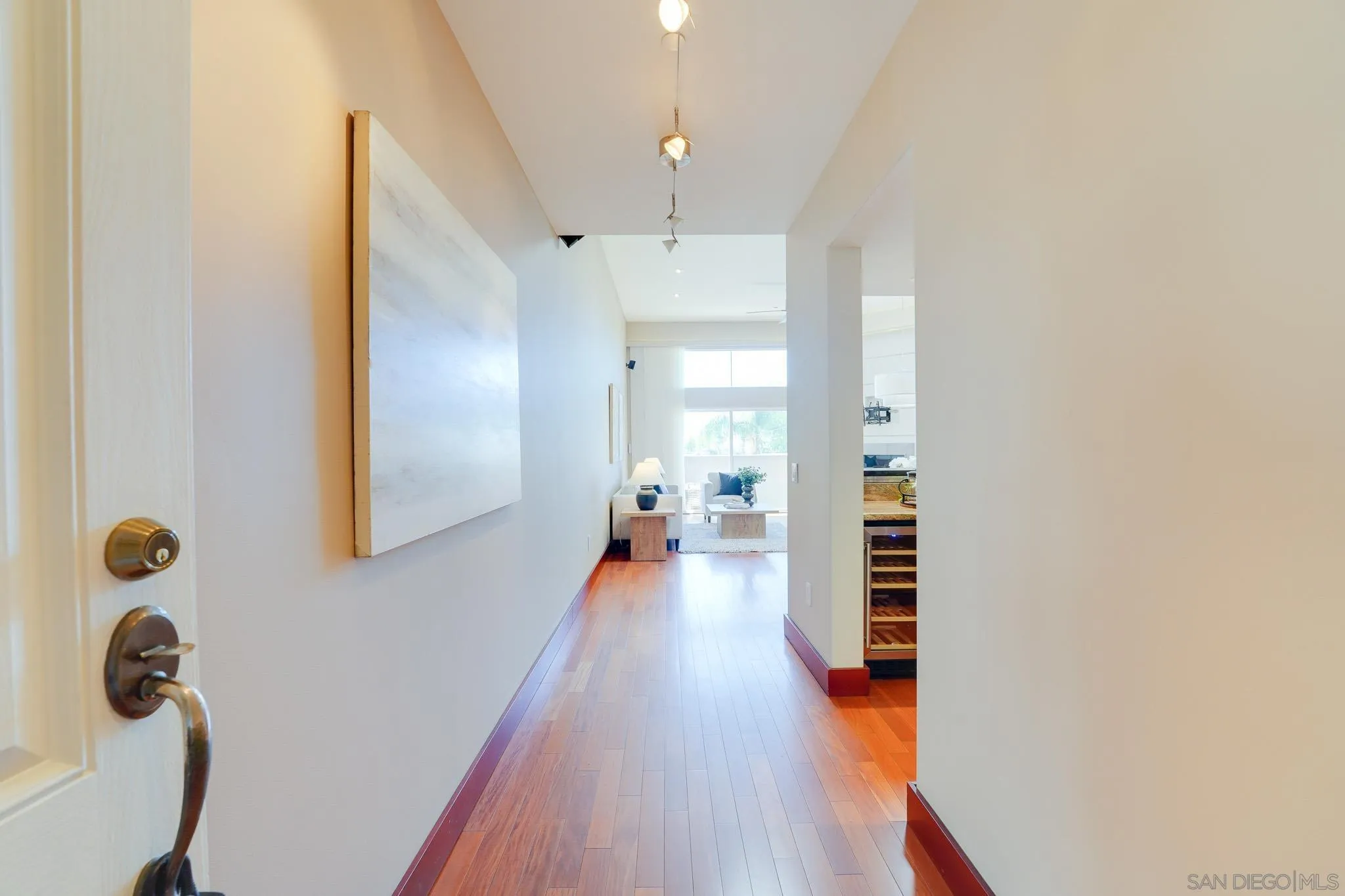 Photo #3: 260011580 Listing: Photo #3