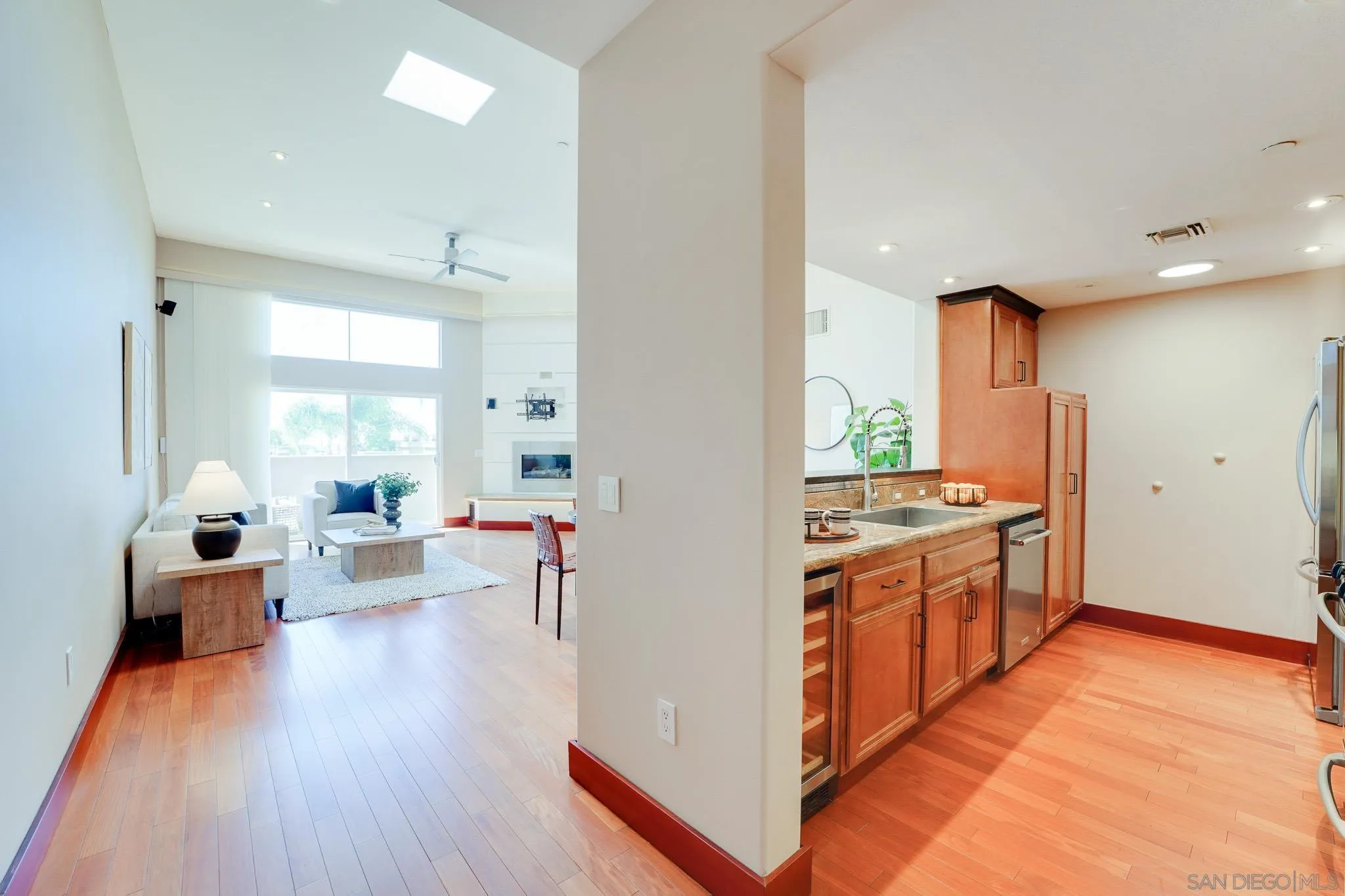 Photo #4: 260011580 Listing: Photo #4