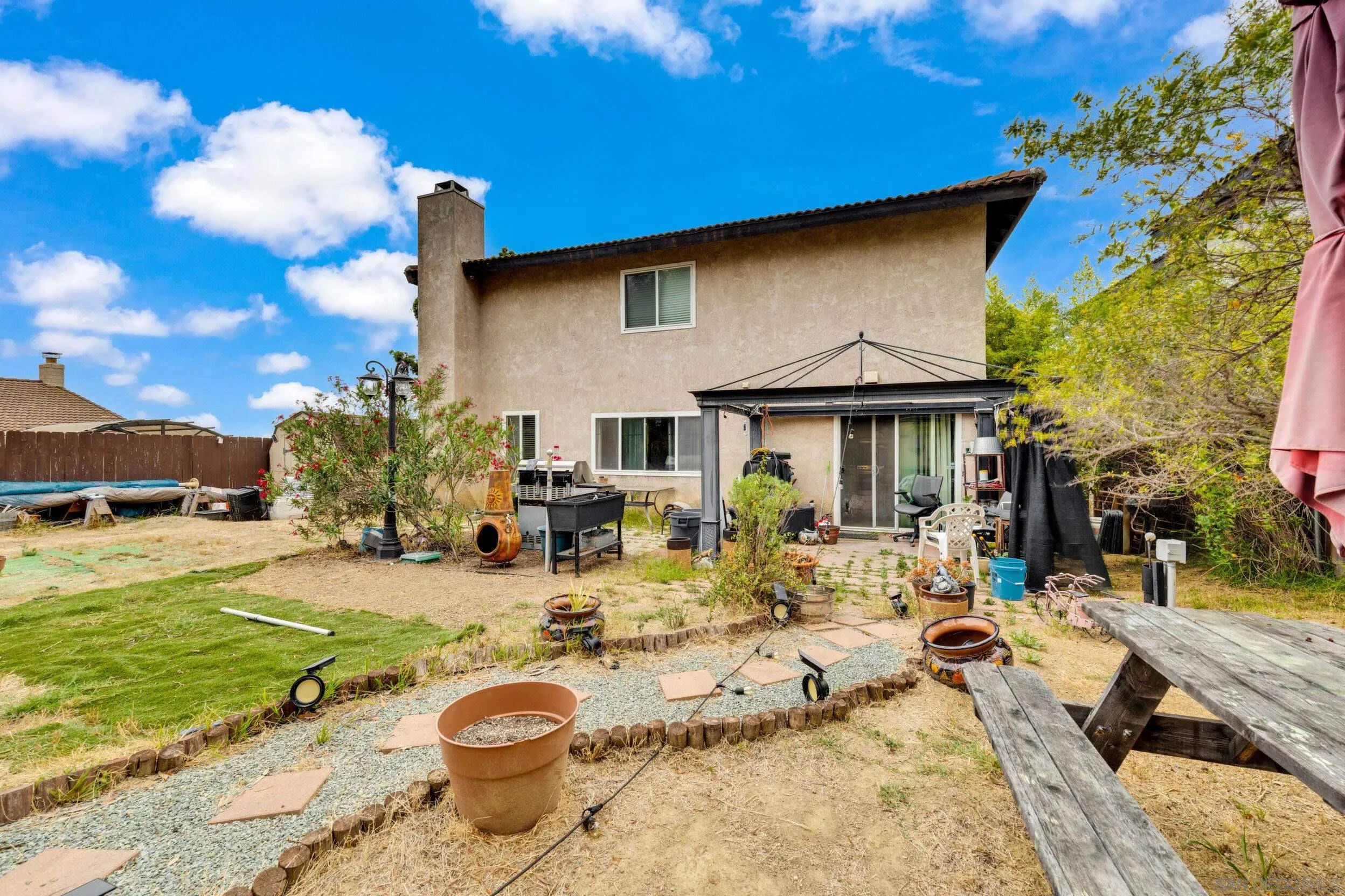 https://cdn.realtyfeed.com/cdn/127/260011585/18f6c0ce49b18efd5092e0d8e9e0bcbd.webp
