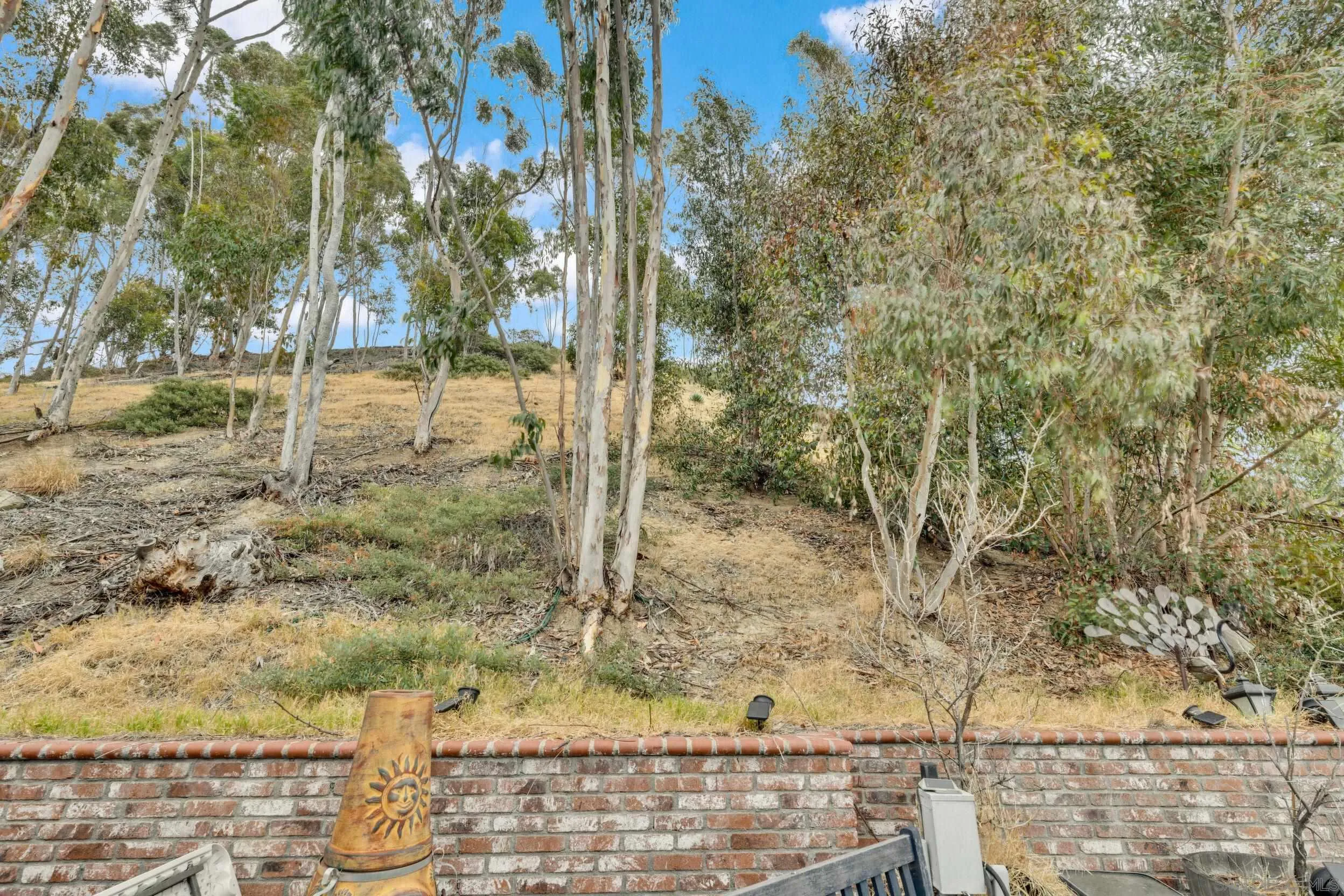 https://cdn.realtyfeed.com/cdn/127/260011585/a3fbd5410a130682a3e8389e625787ff.webp
