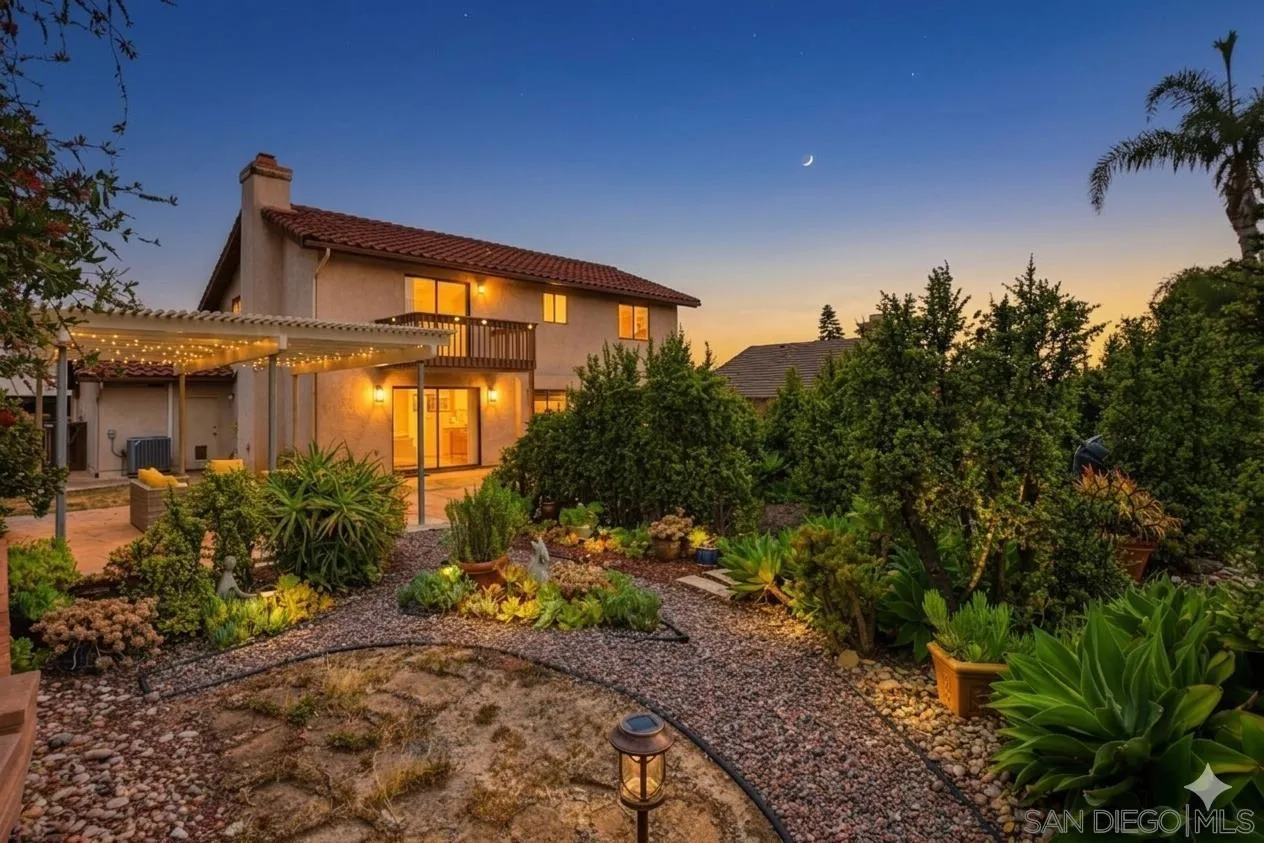 https://cdn.realtyfeed.com/cdn/127/260011587/a3a95a1489e63be94aeff53e7f2d3ebd.webp