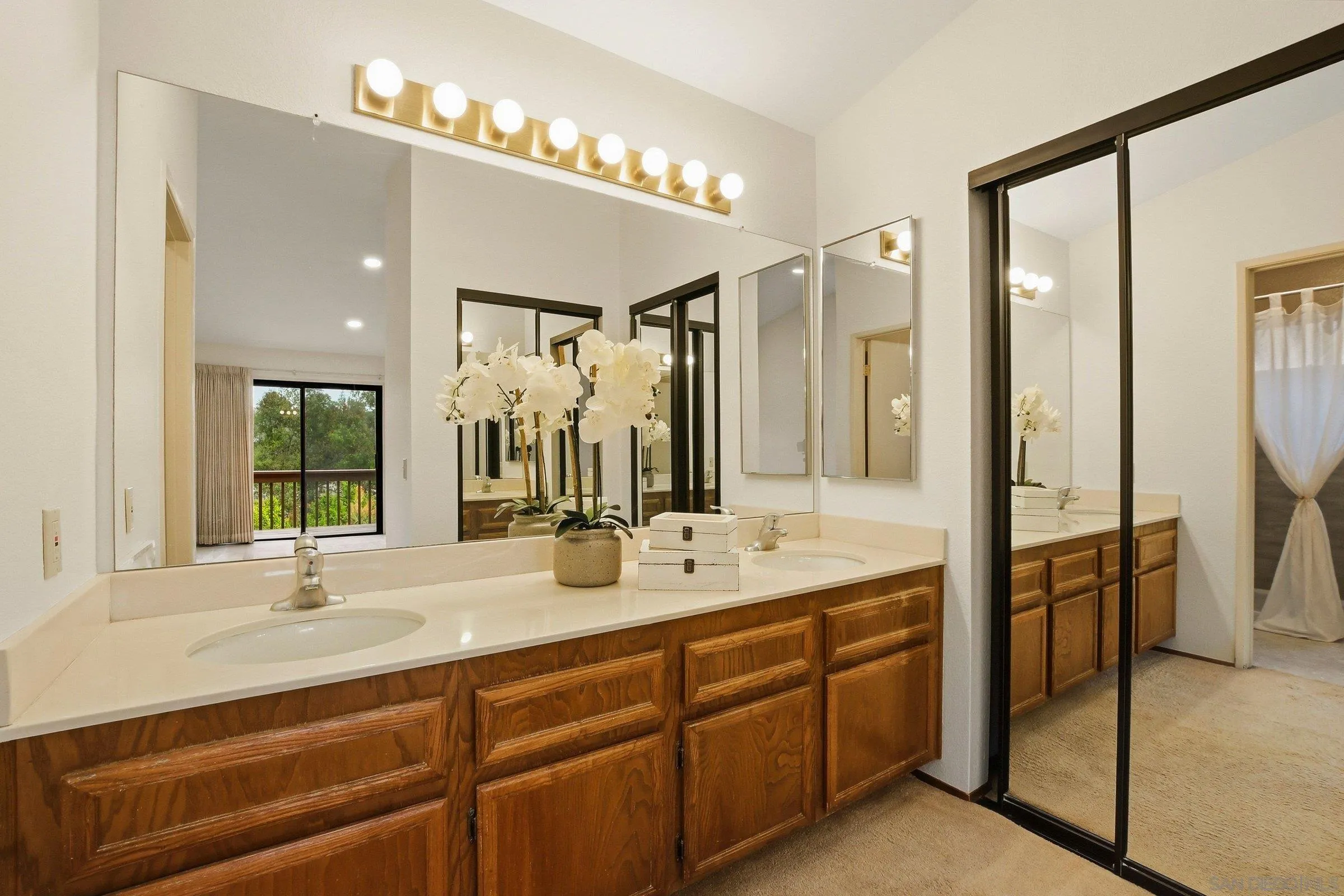 https://cdn.realtyfeed.com/cdn/127/260011587/daa69e49c531ec64bd8a96a03d4dc7c6.webp