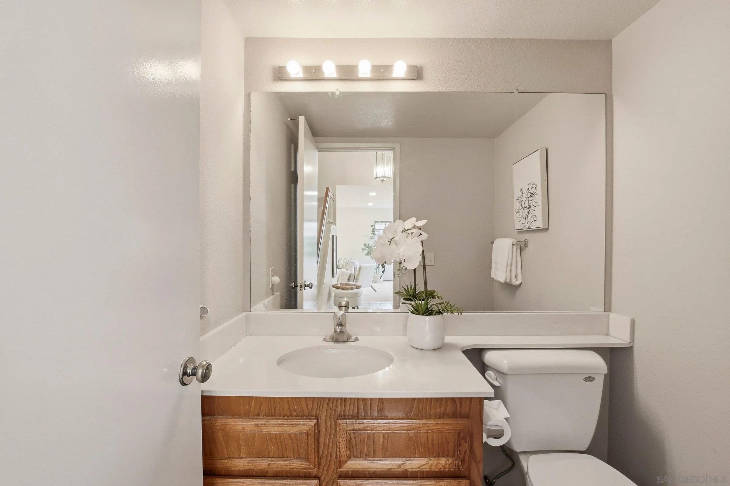 https://cdn.realtyfeed.com/cdn/127/260011587/e3de4edf4290ce46899094cc2647237e.webp