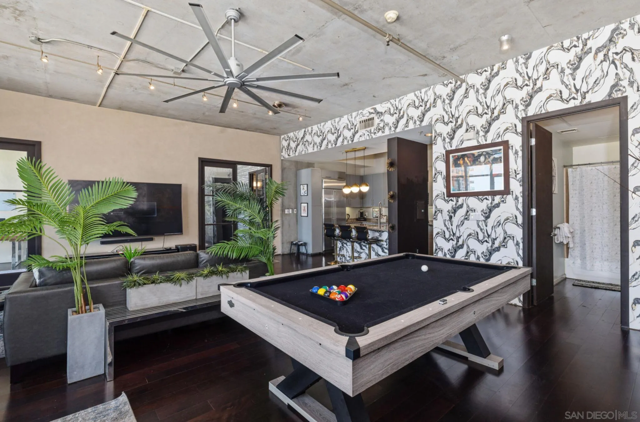 Photo #11: 260011588 Listing: Photo #11