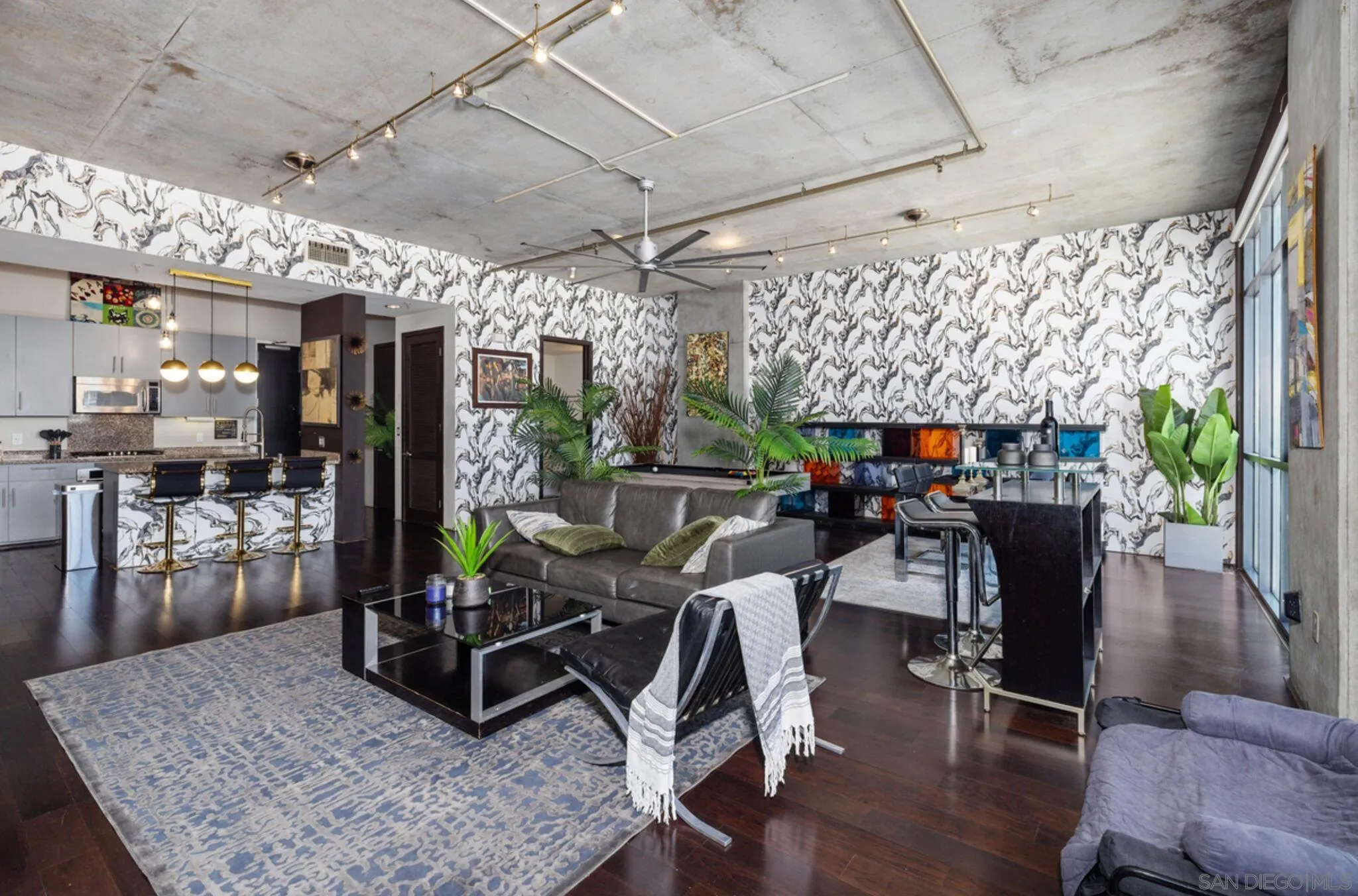 Photo #6: 260011588 Listing: Photo #6