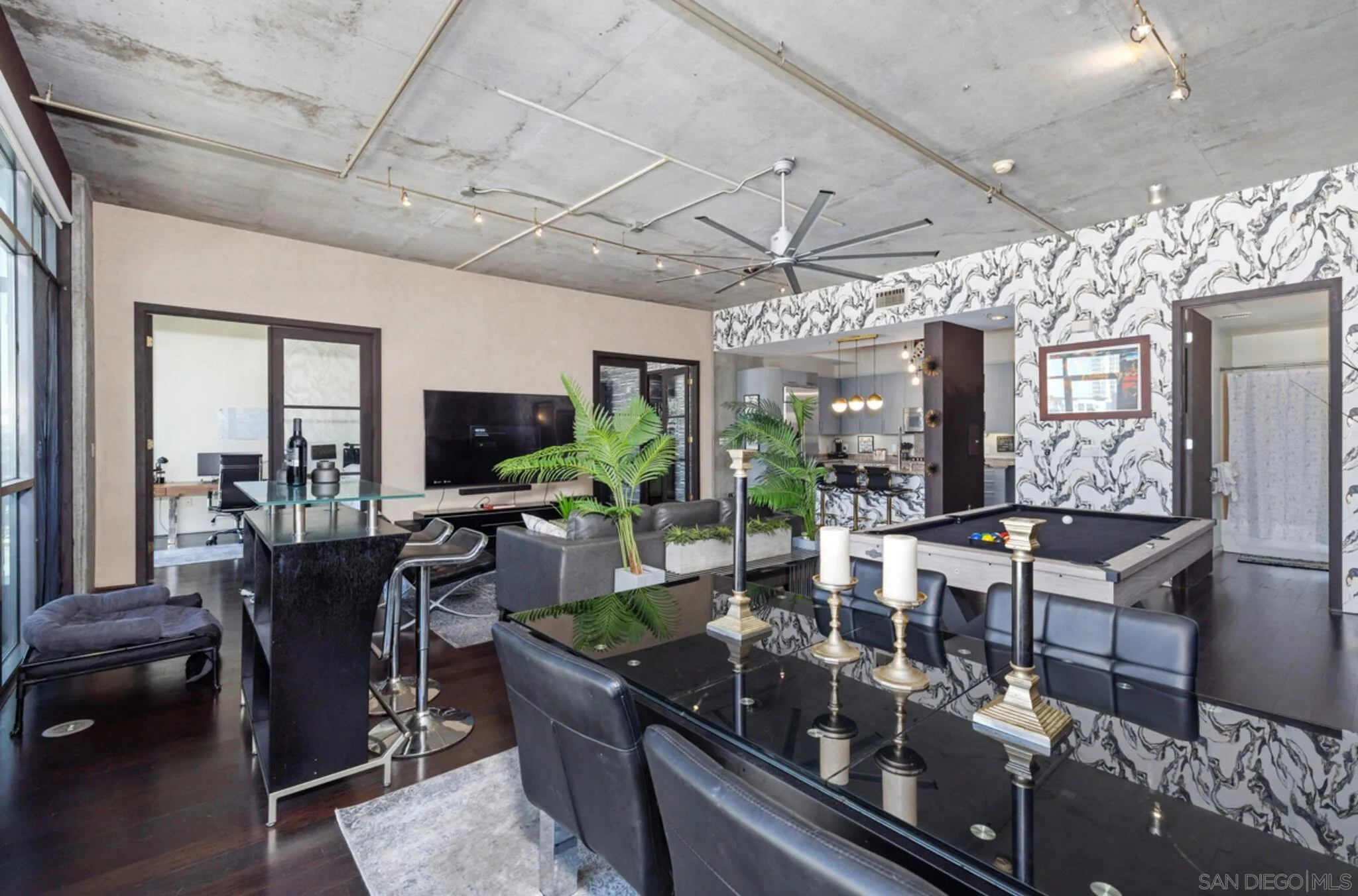Photo #10: 260011588 Listing: Photo #10