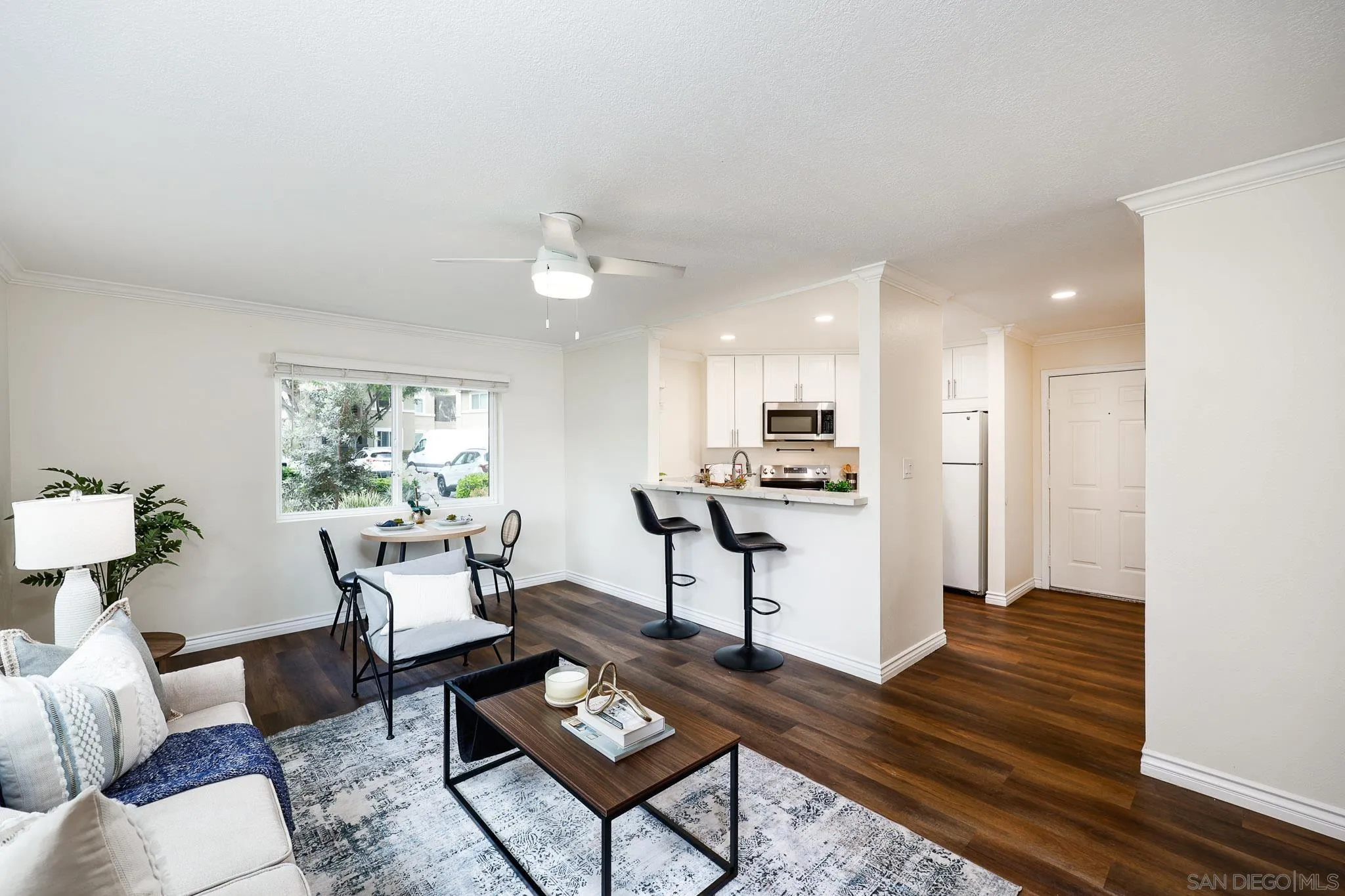 Photo #3: 260011589 Listing: Photo #3