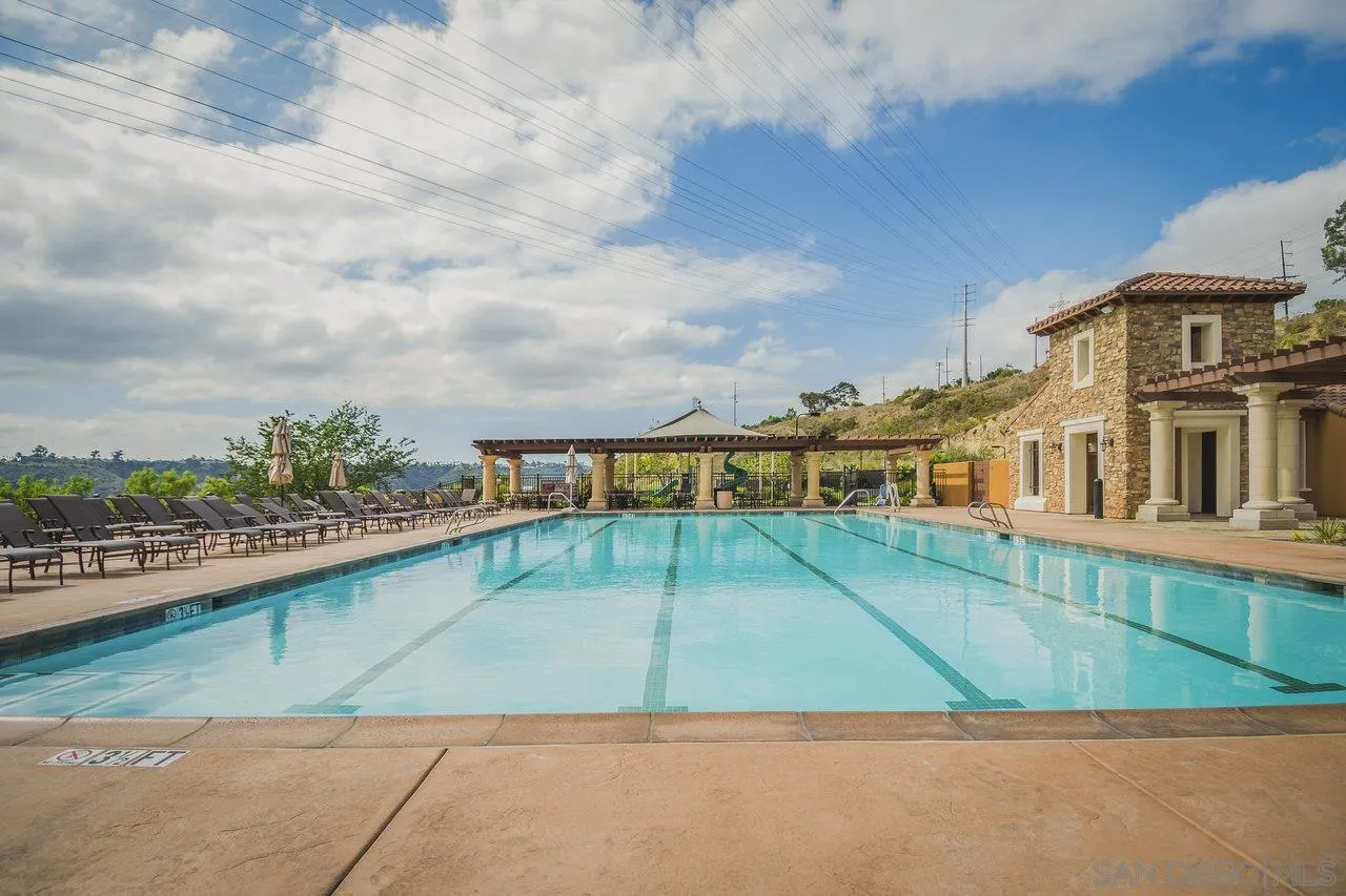 Photo #34: 260011591 Listing: Photo #34