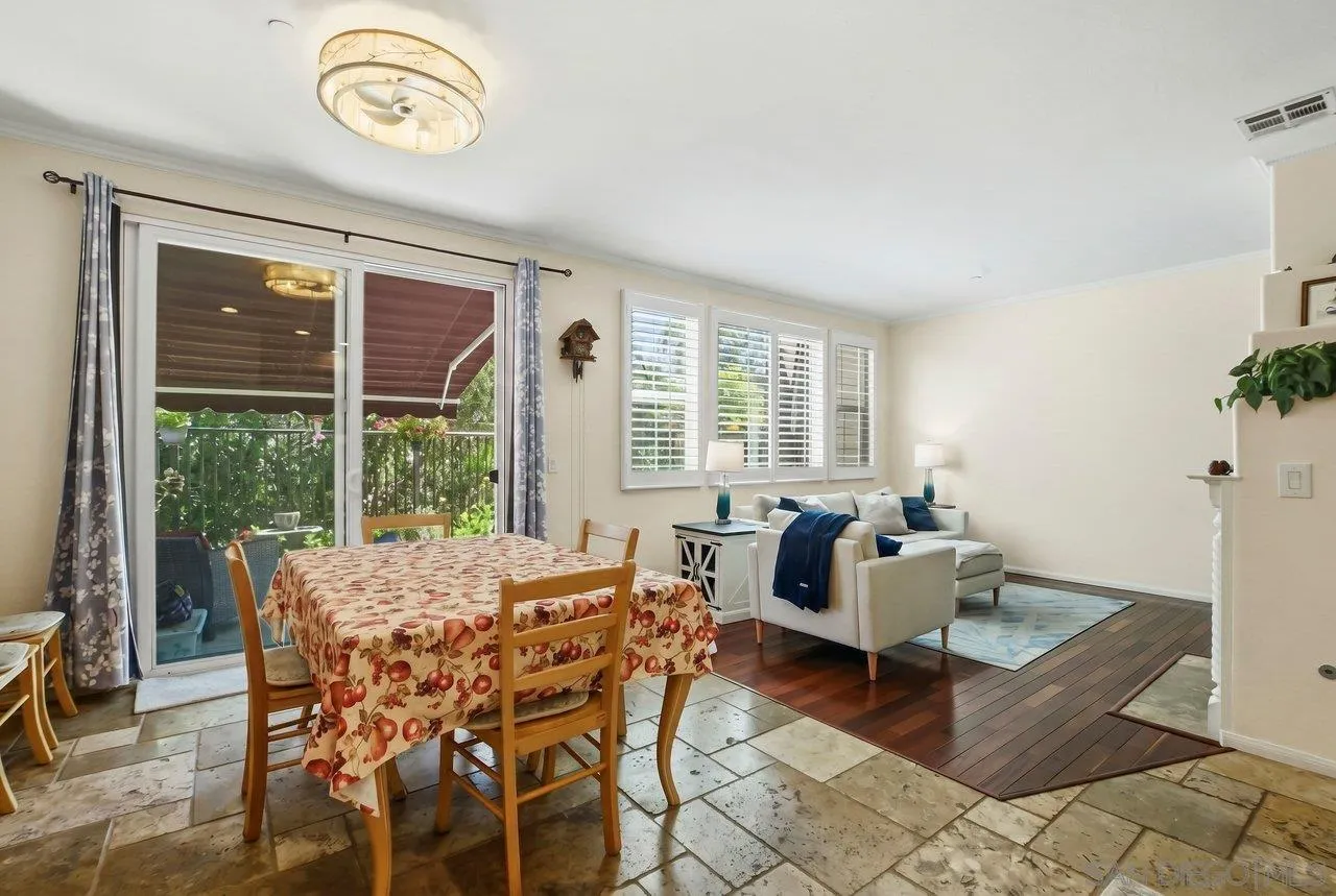 Photo #6: 260011591 Listing: Photo #6
