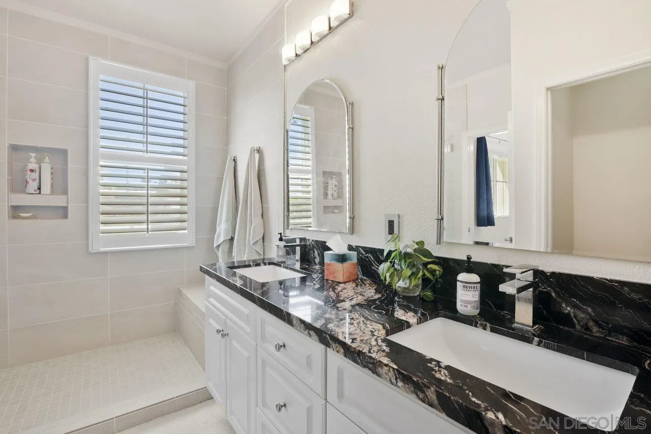 Photo #18: 260011591 Listing: Photo #18