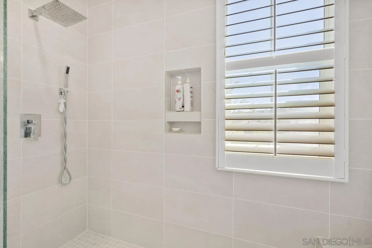 Photo #19: 260011591 Listing: Photo #19