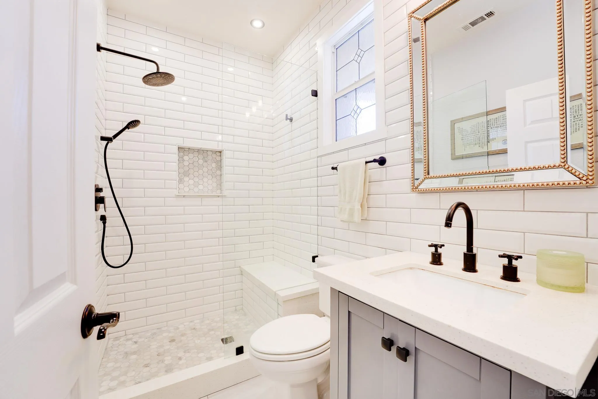 https://cdn.realtyfeed.com/cdn/127/260011592/03389c0172c0cf2434bb025d74378d5e.webp