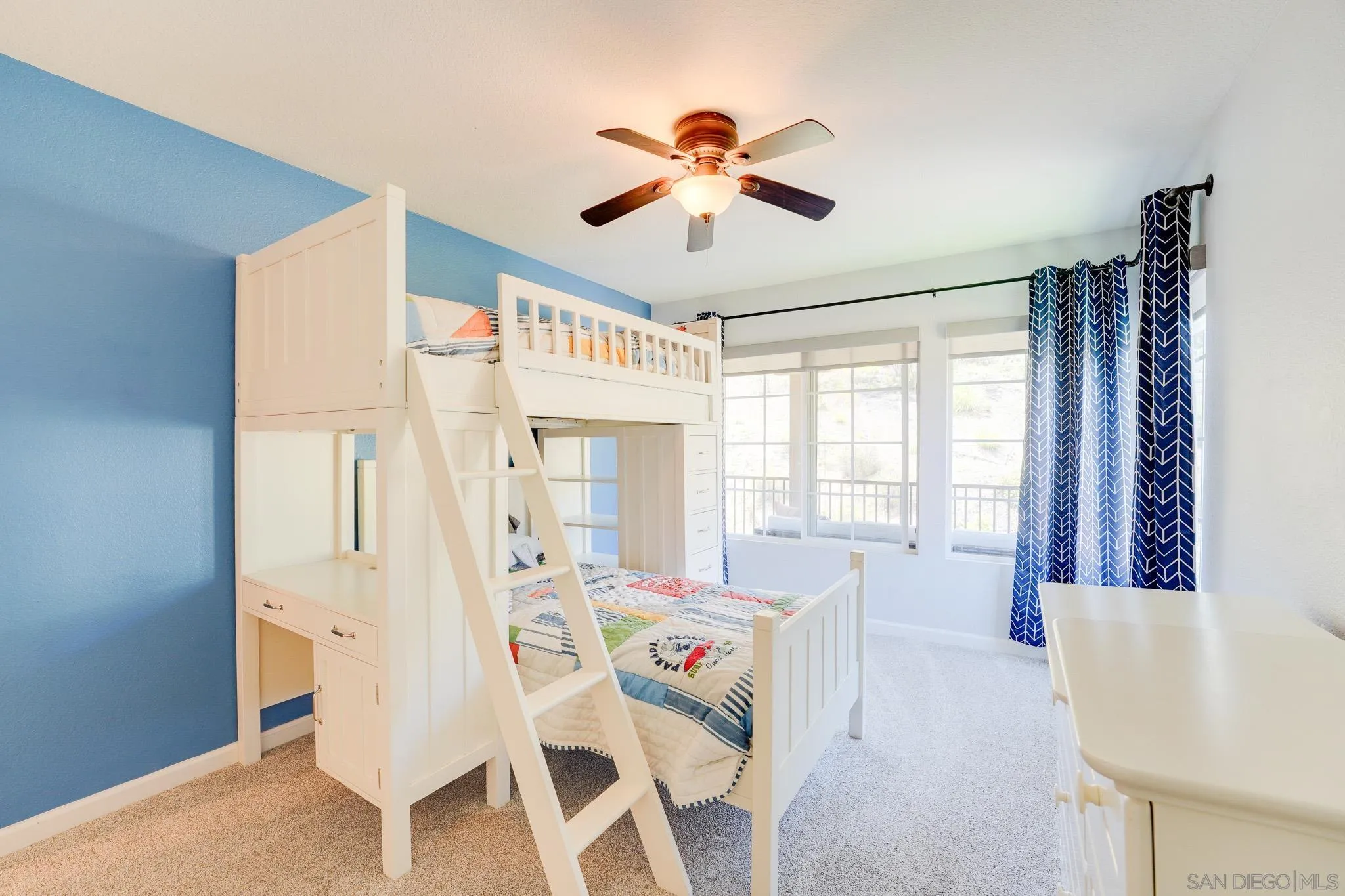 https://cdn.realtyfeed.com/cdn/127/260011592/34c476c6d05fe082fa173ef340490400.webp