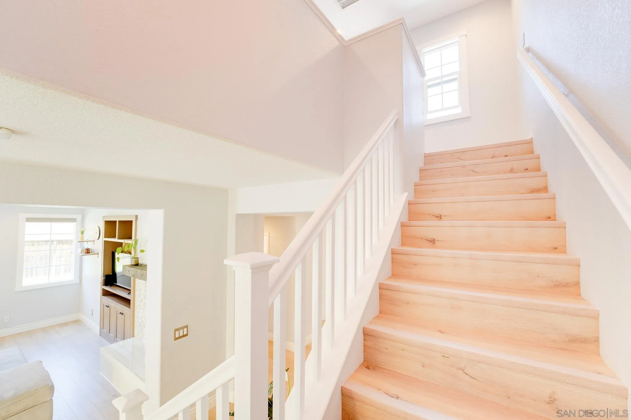 https://cdn.realtyfeed.com/cdn/127/260011592/5e205862b46646b007afd4875c2fd431.webp