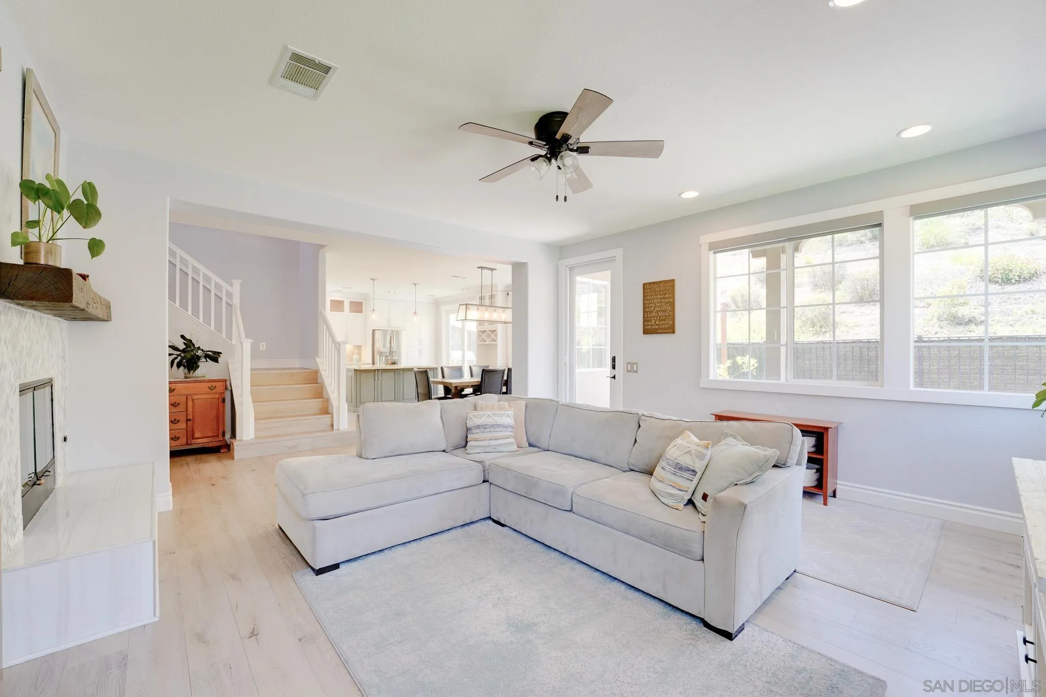https://cdn.realtyfeed.com/cdn/127/260011592/64cbe461cbfd31ac19a8d05aa1b96402.webp