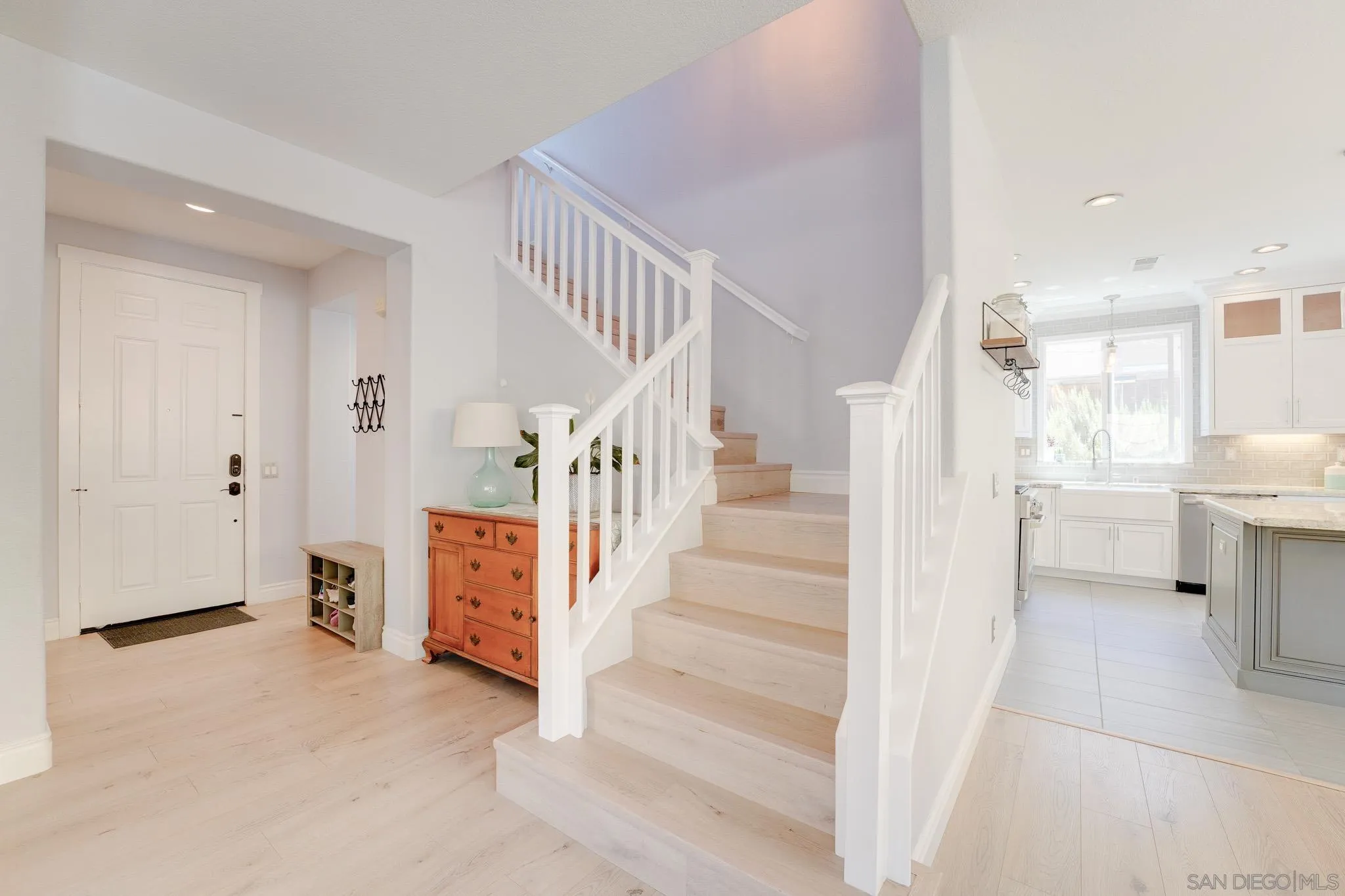 https://cdn.realtyfeed.com/cdn/127/260011592/67d12edb71d2a3b0f94da018963b3b87.webp