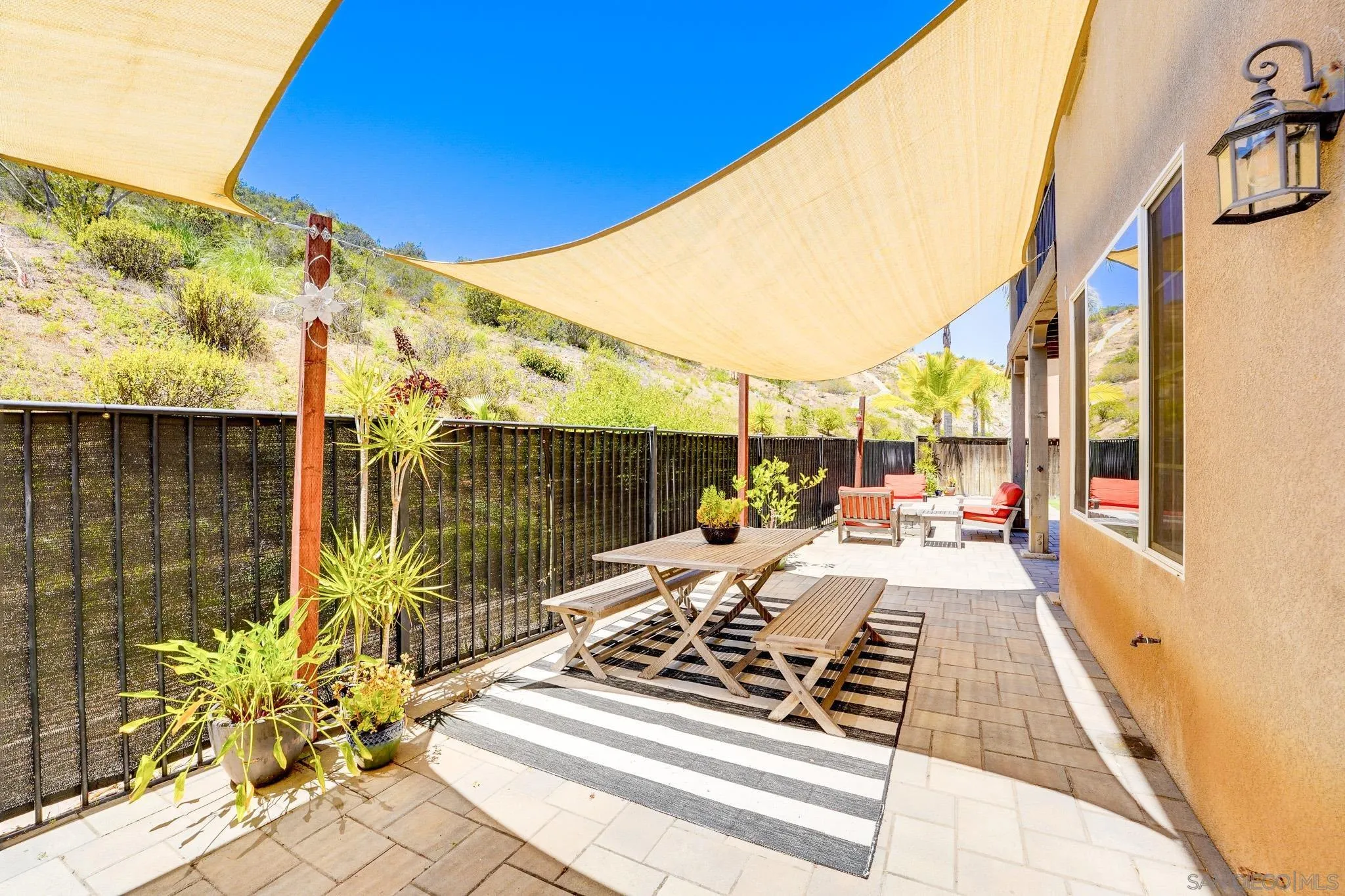 https://cdn.realtyfeed.com/cdn/127/260011592/7e52be2aebb8ea23a02eb70b10ea1d2f.webp