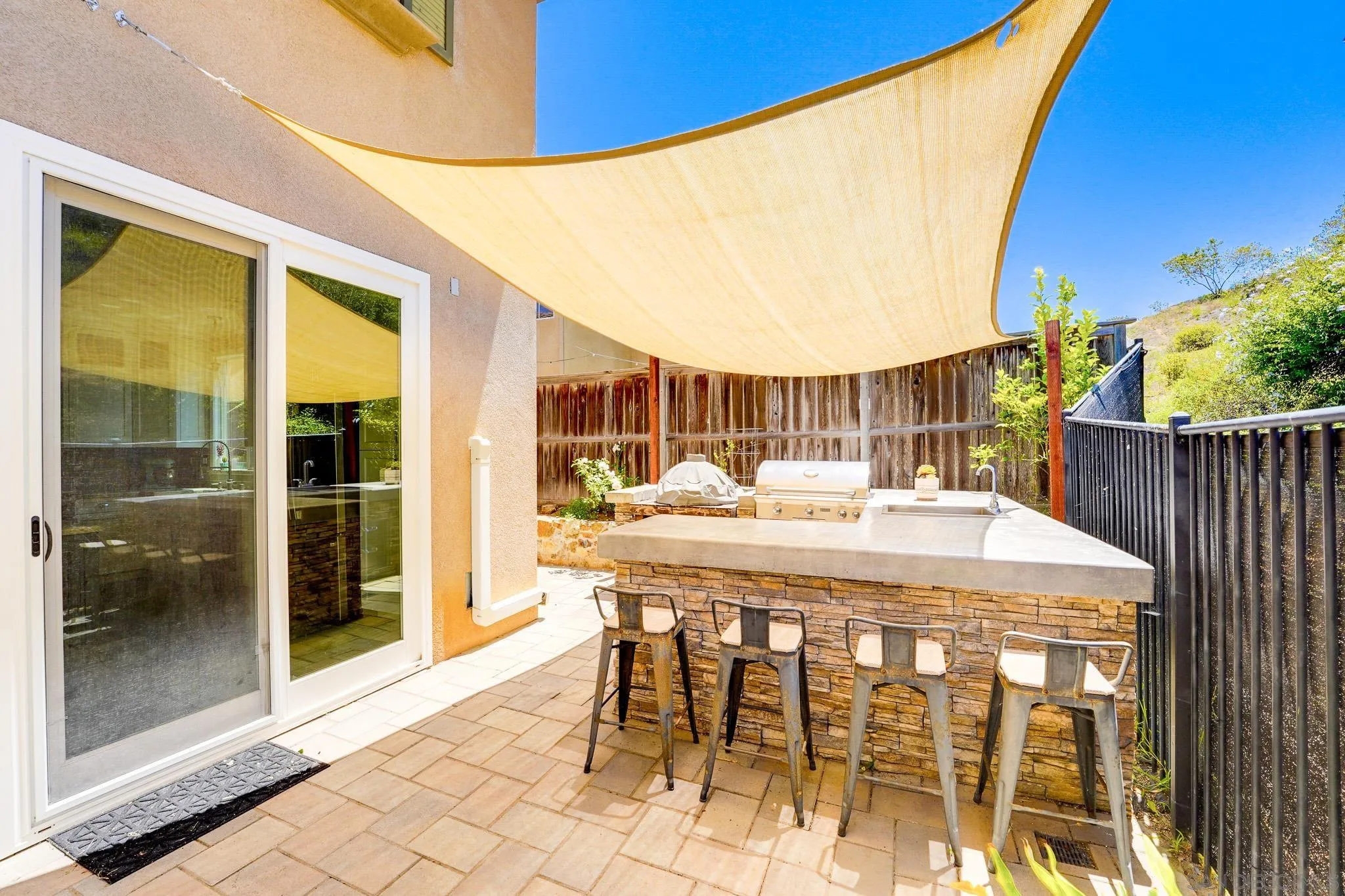 https://cdn.realtyfeed.com/cdn/127/260011592/83579cc6ffa9eb6888c22ae167ab0f86.webp