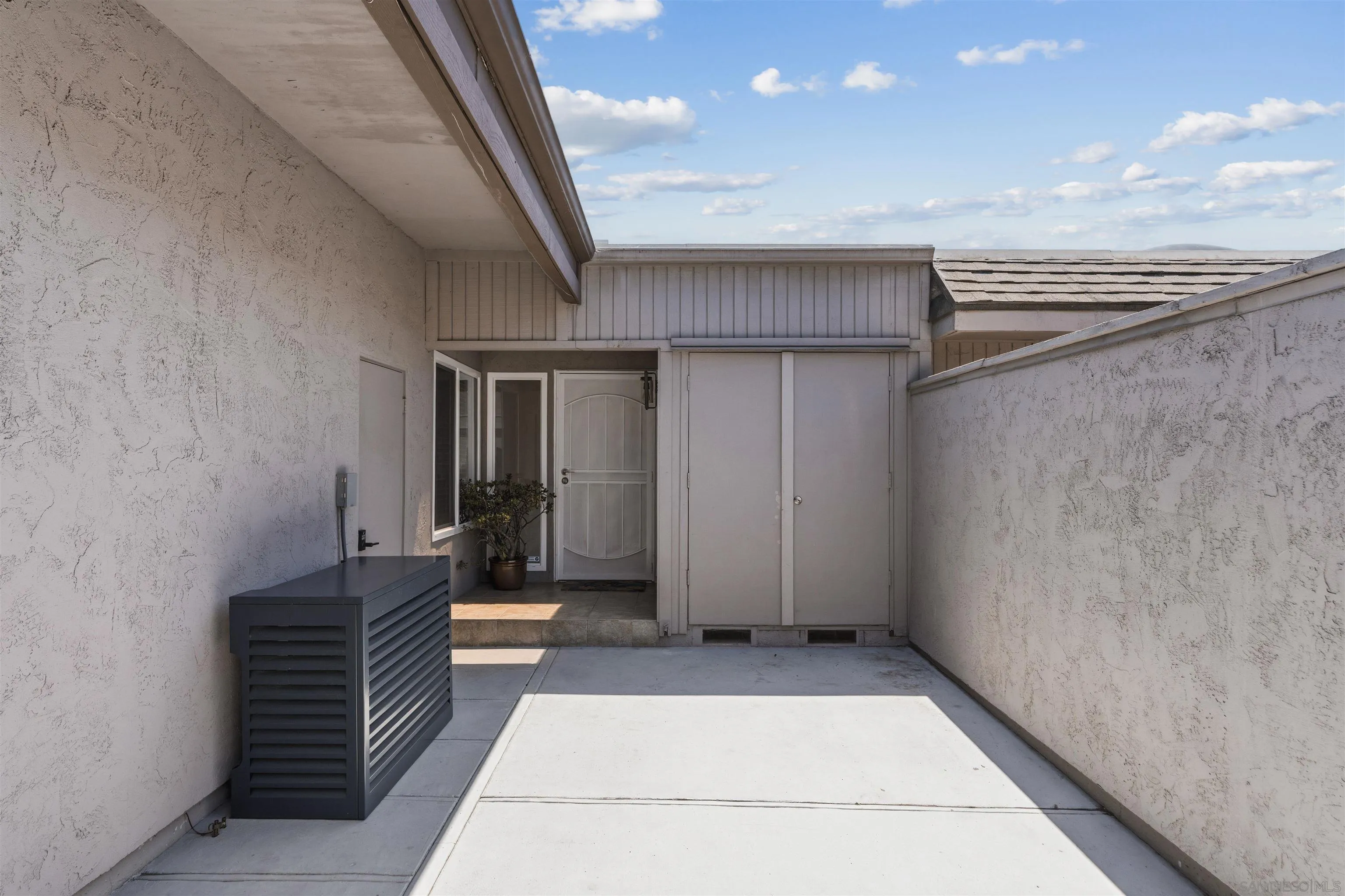 Photo #24: 260011594 Listing: Photo #24