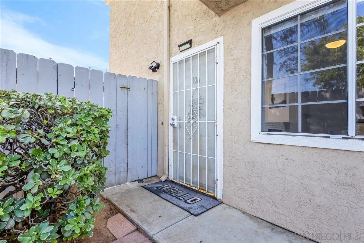 Photo #2: 260011596 Listing: Photo #2