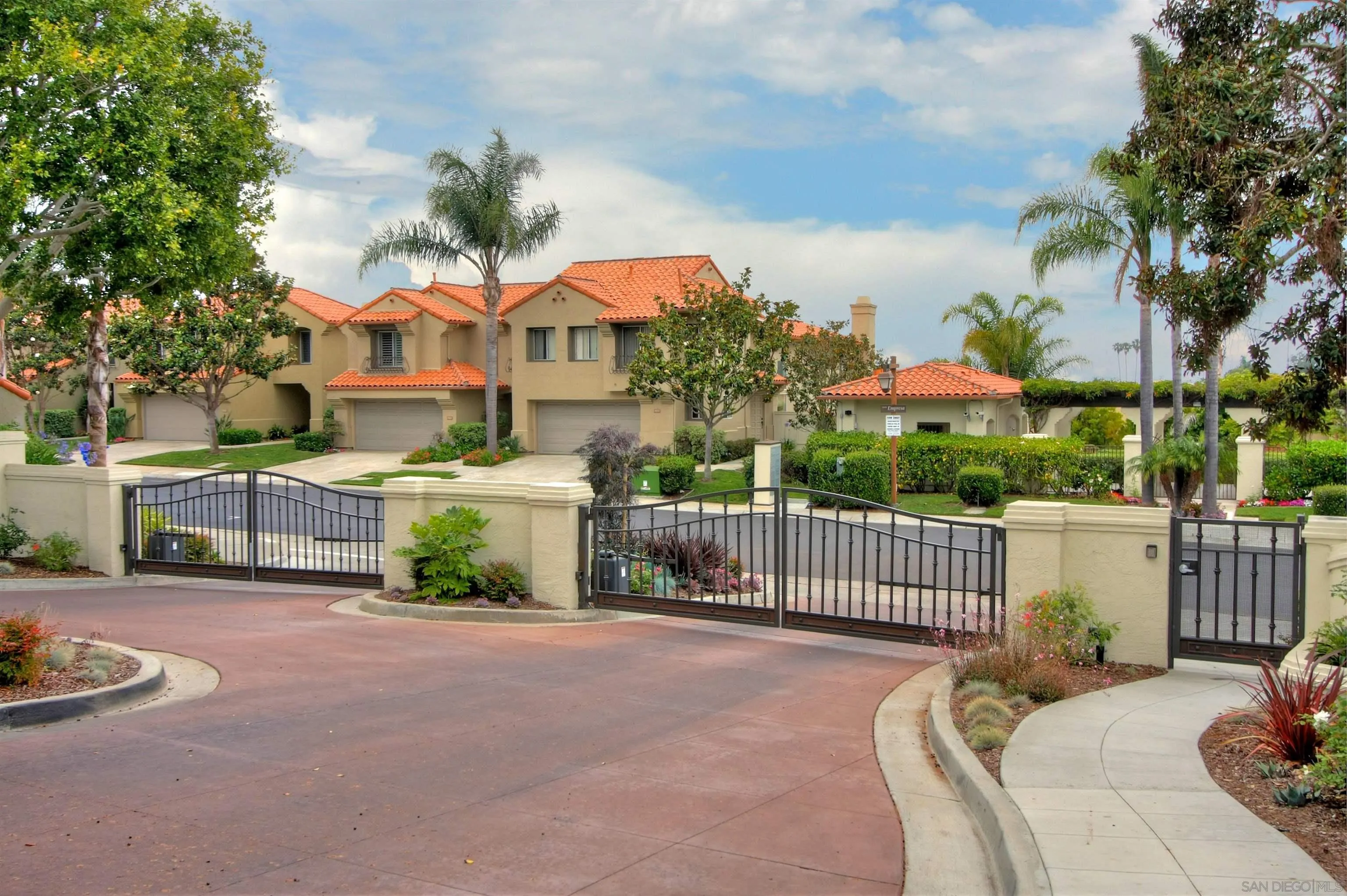 https://cdn.realtyfeed.com/cdn/127/260011598/5f9882b404064e85df14ed64b72b36d7.webp