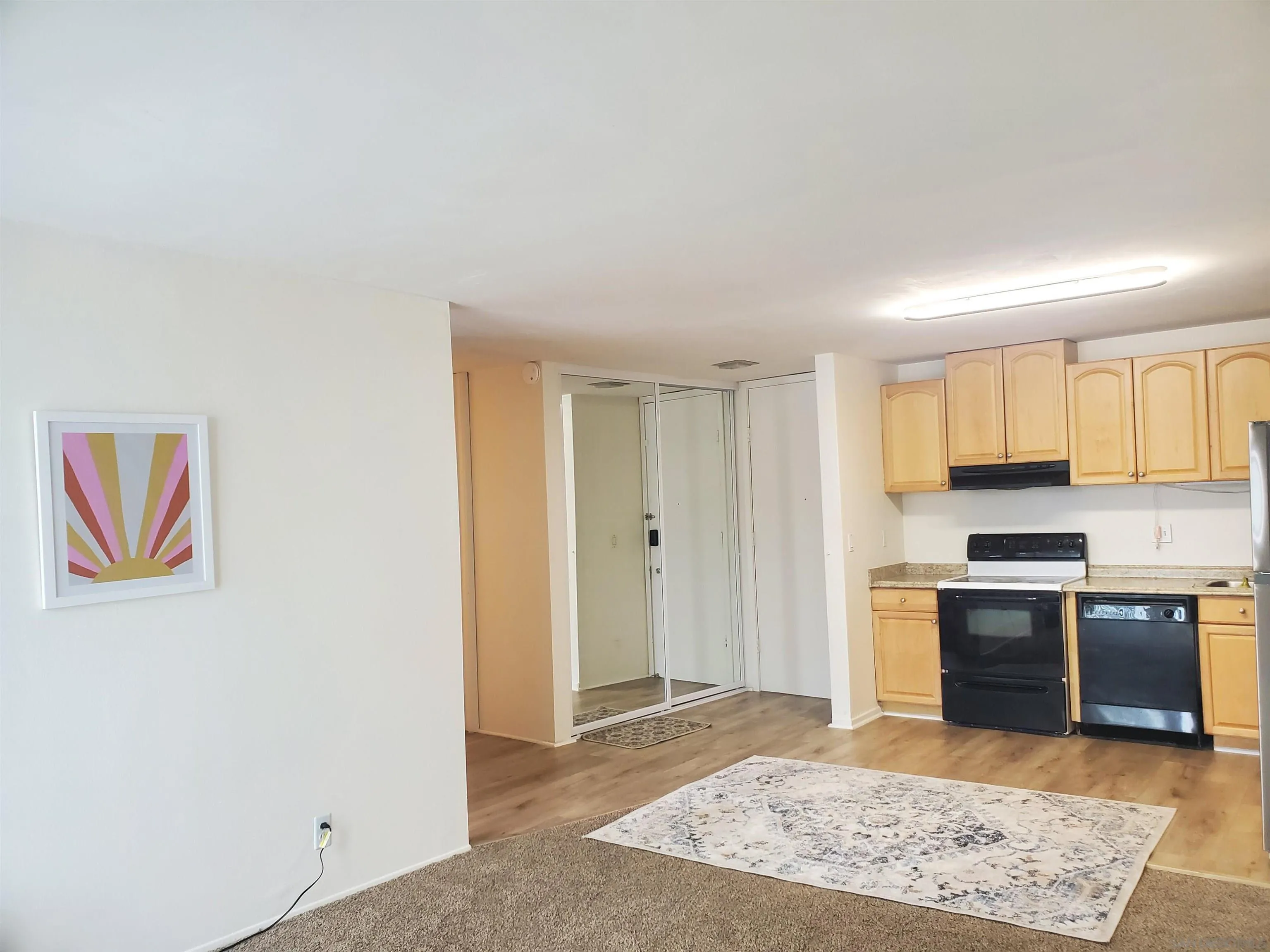 Photo #33: 260011599 Listing: Photo #33