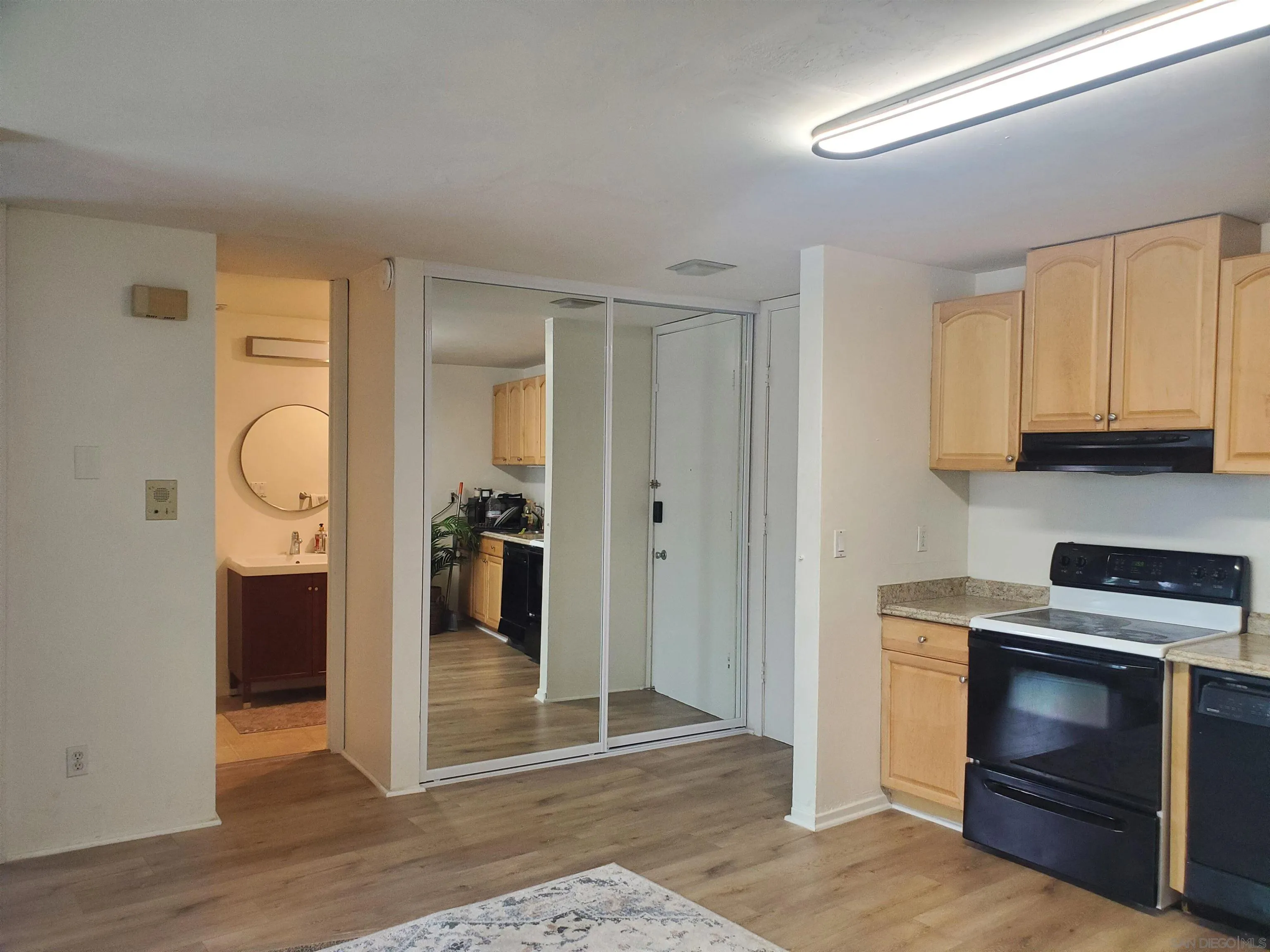 Photo #31: 260011599 Listing: Photo #31