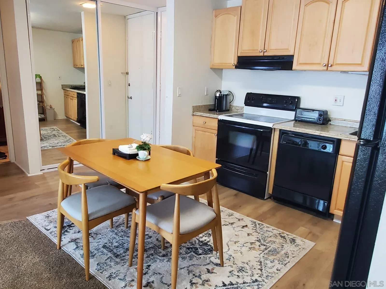 Photo #15: 260011599 Listing: Photo #15