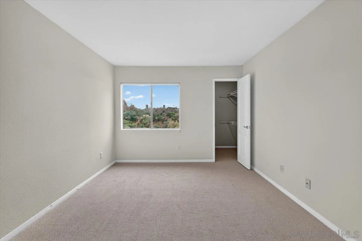 Photo #23: 260011602 Listing: Photo #23